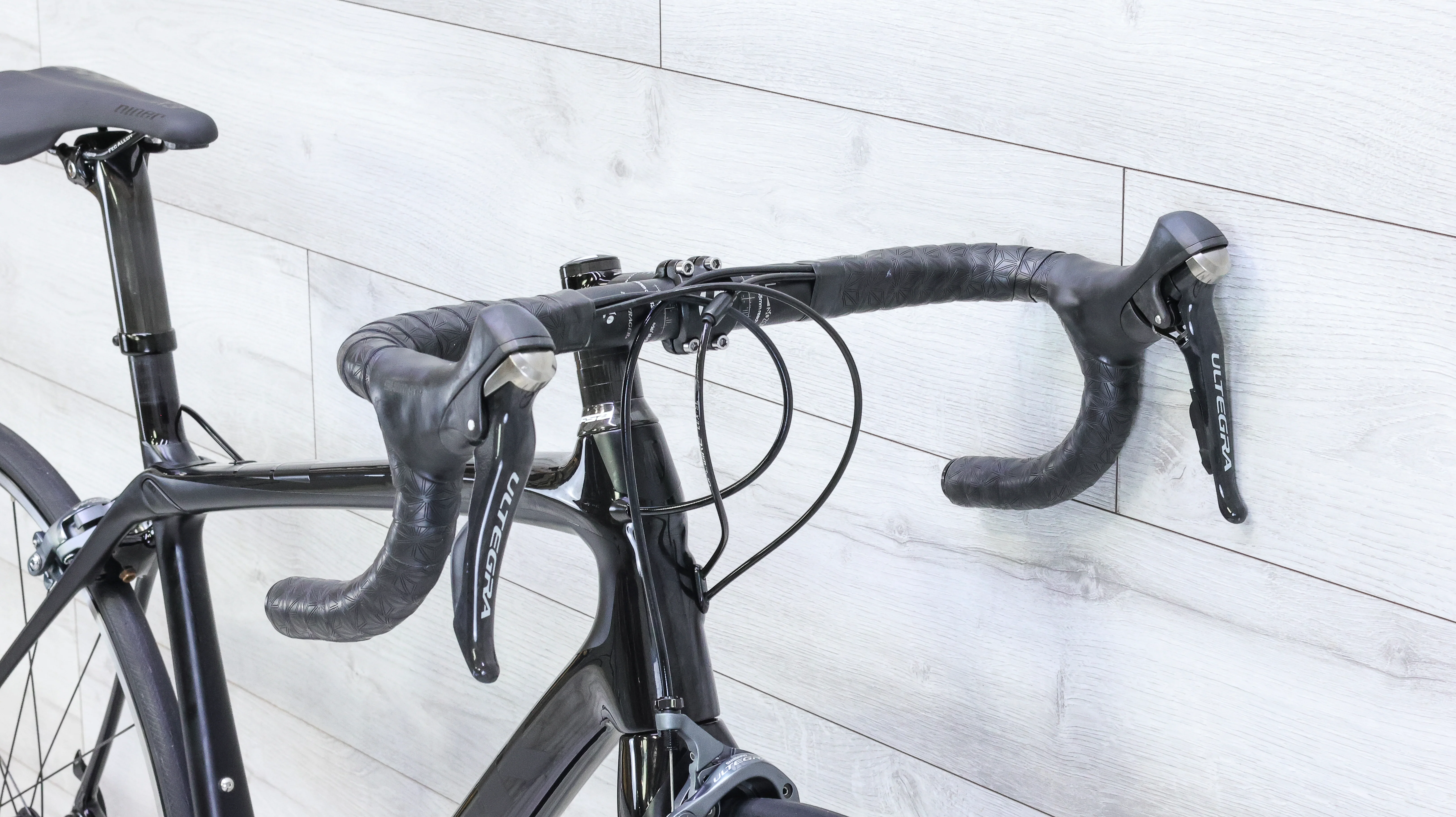 Trek Domane 5.2 Road Bike - 2015, 54cm - Image 10