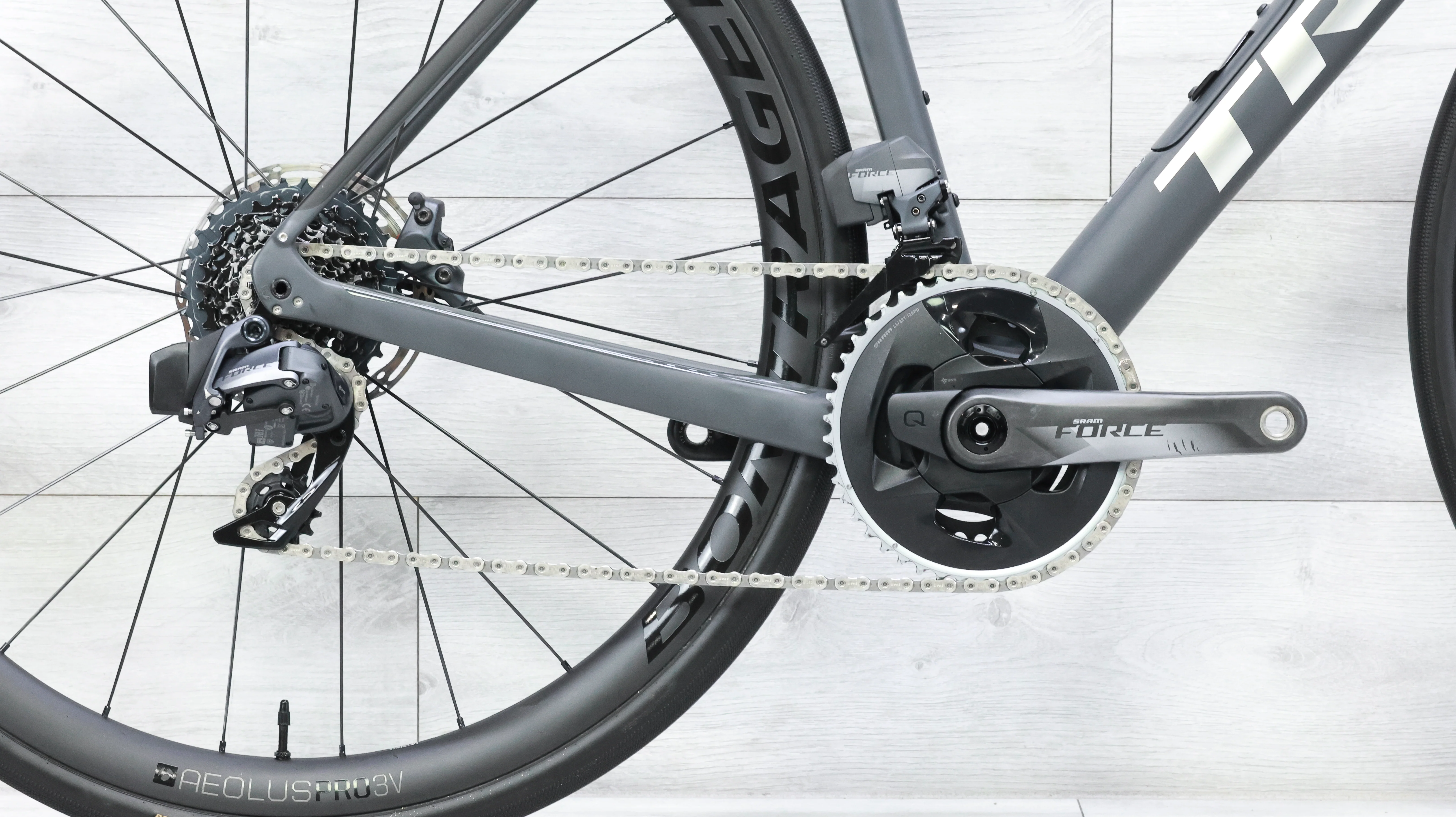 Trek Domane SL 7 eTap Gen 3 Road Bike - 2023, 54cm - Image 5
