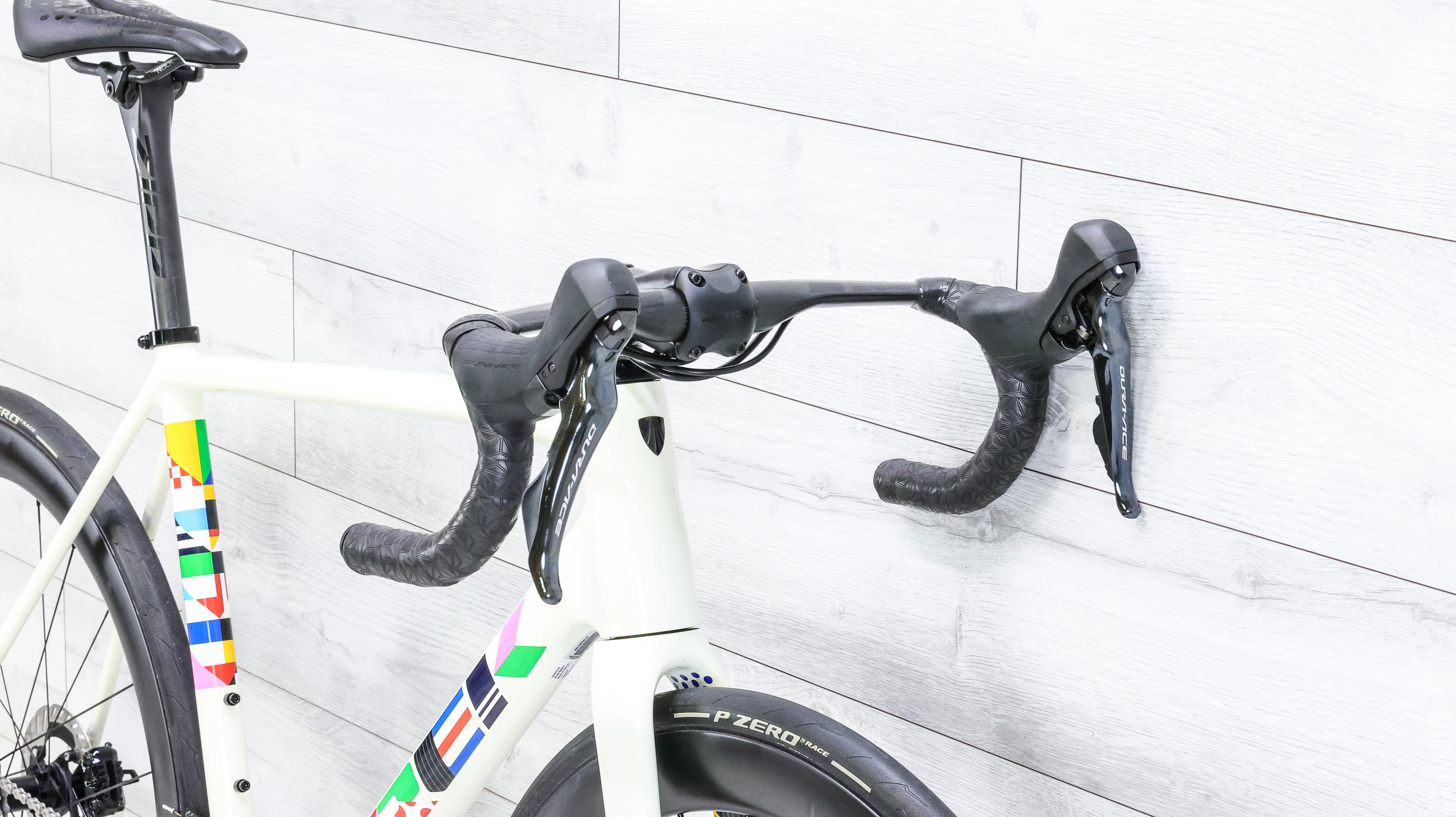Trek Emonda ALR Disc Dura-Ace Road Bike - 2024, 56cm - Image 10