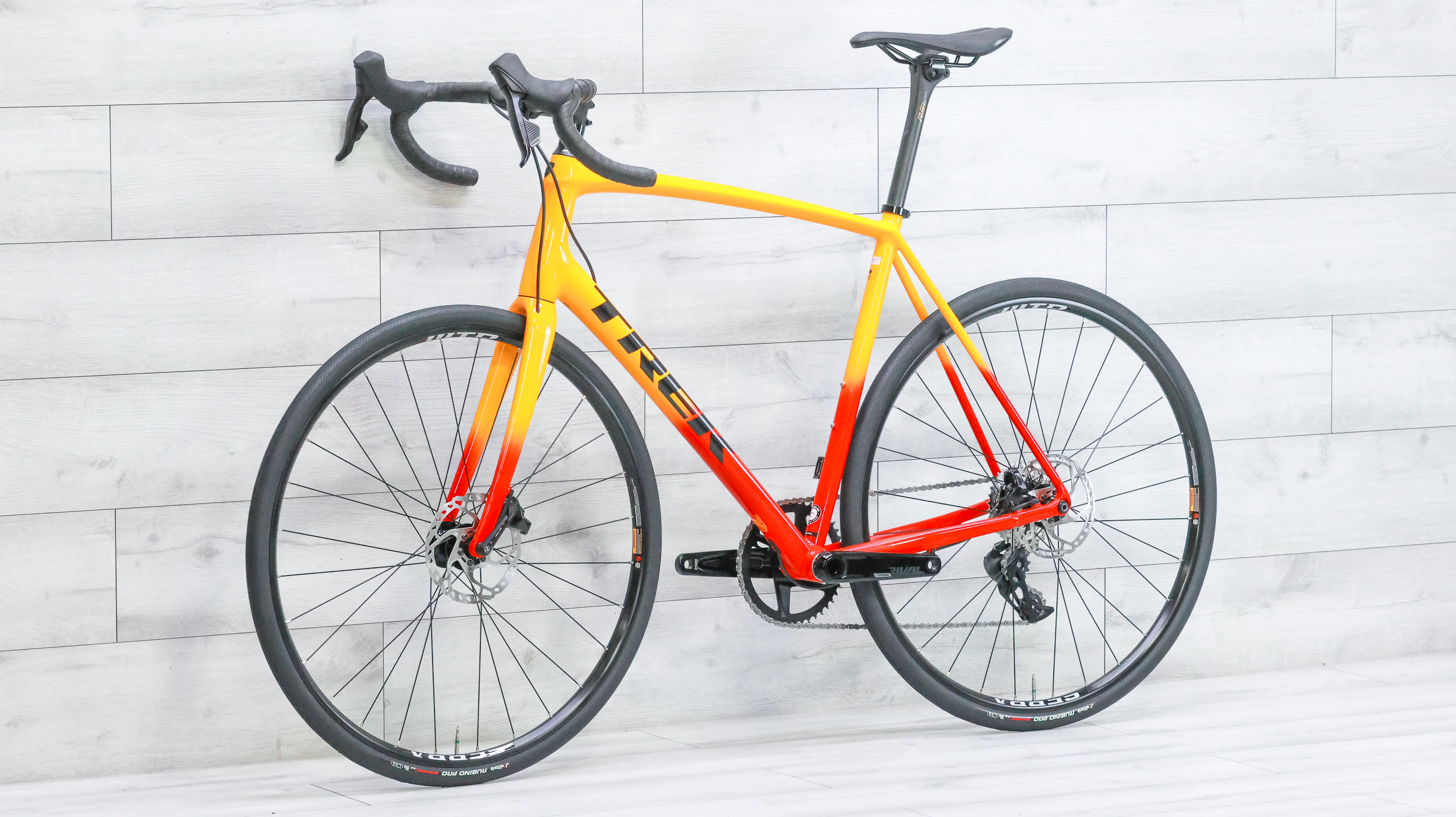 Trek Emonda ALR Rival AXS Road Bike - 2023, 60cm - Image 4