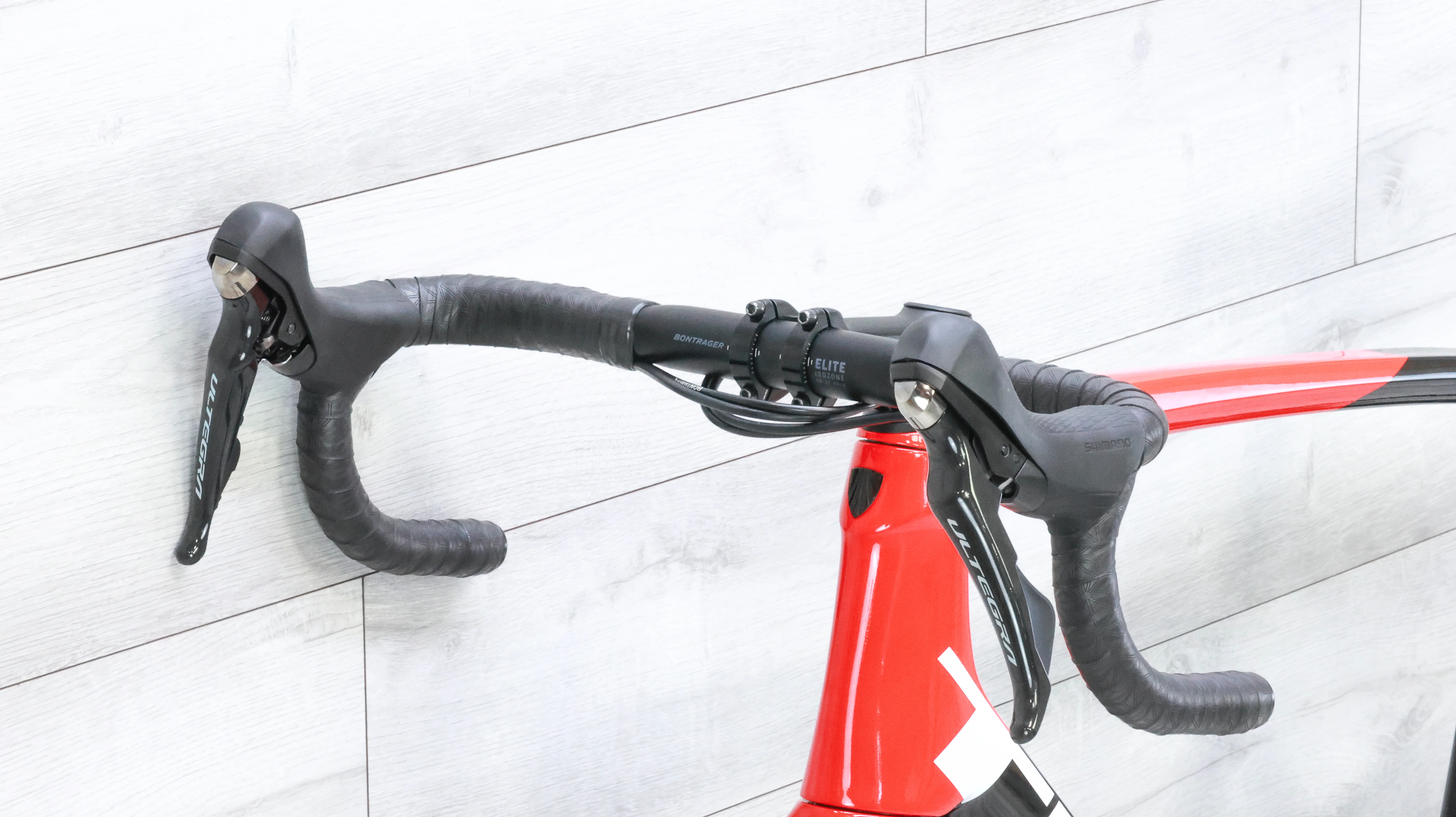 Trek Emonda SL 6 Disc Road Bike - 2022, 60cm - Image 11