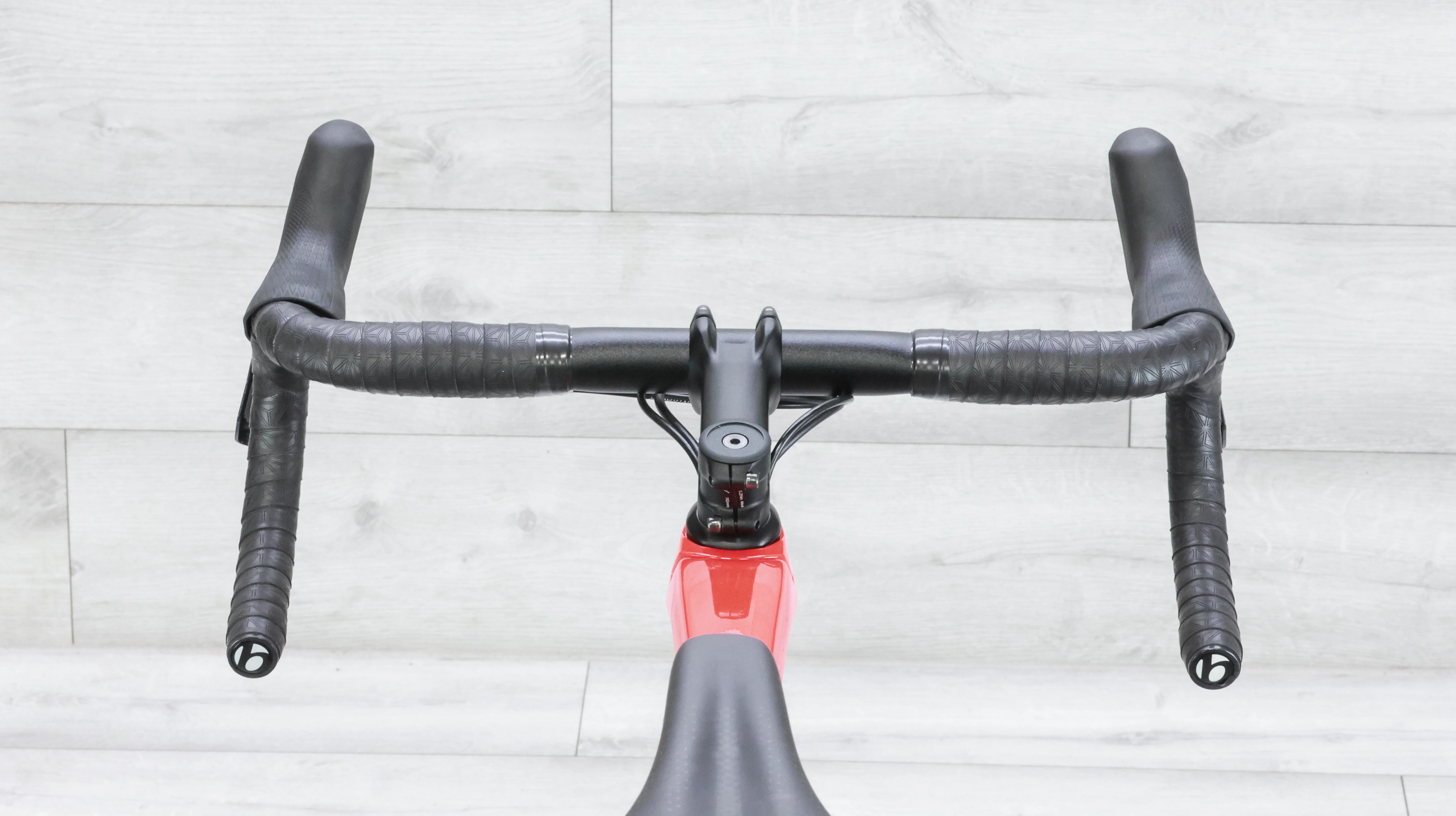 Trek Emonda SL 6 Disc Road Bike - 2022, 60cm - Image 13