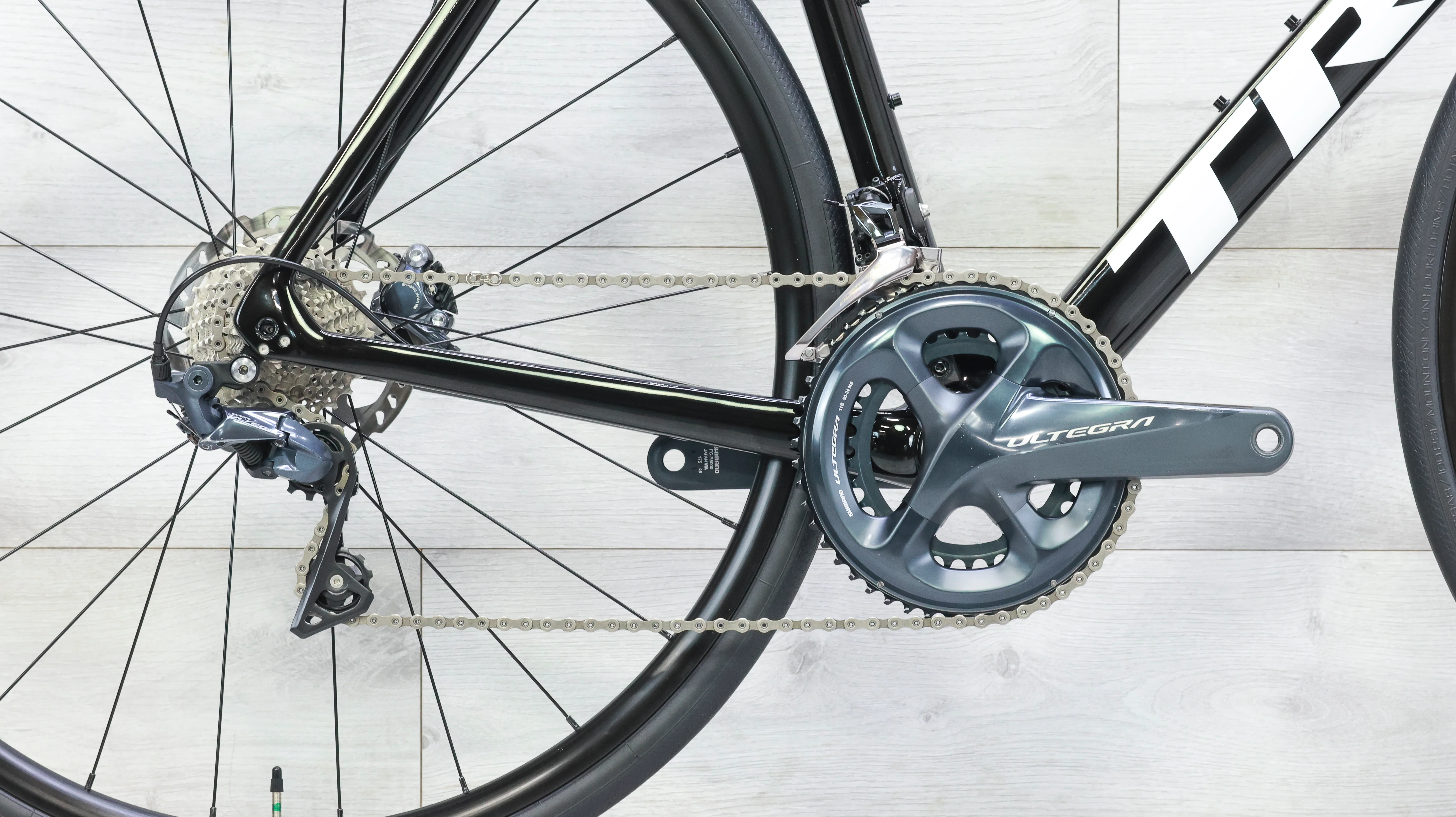 Trek Emonda SL 6 Disc Road Bike - 2022, 60cm - Image 5