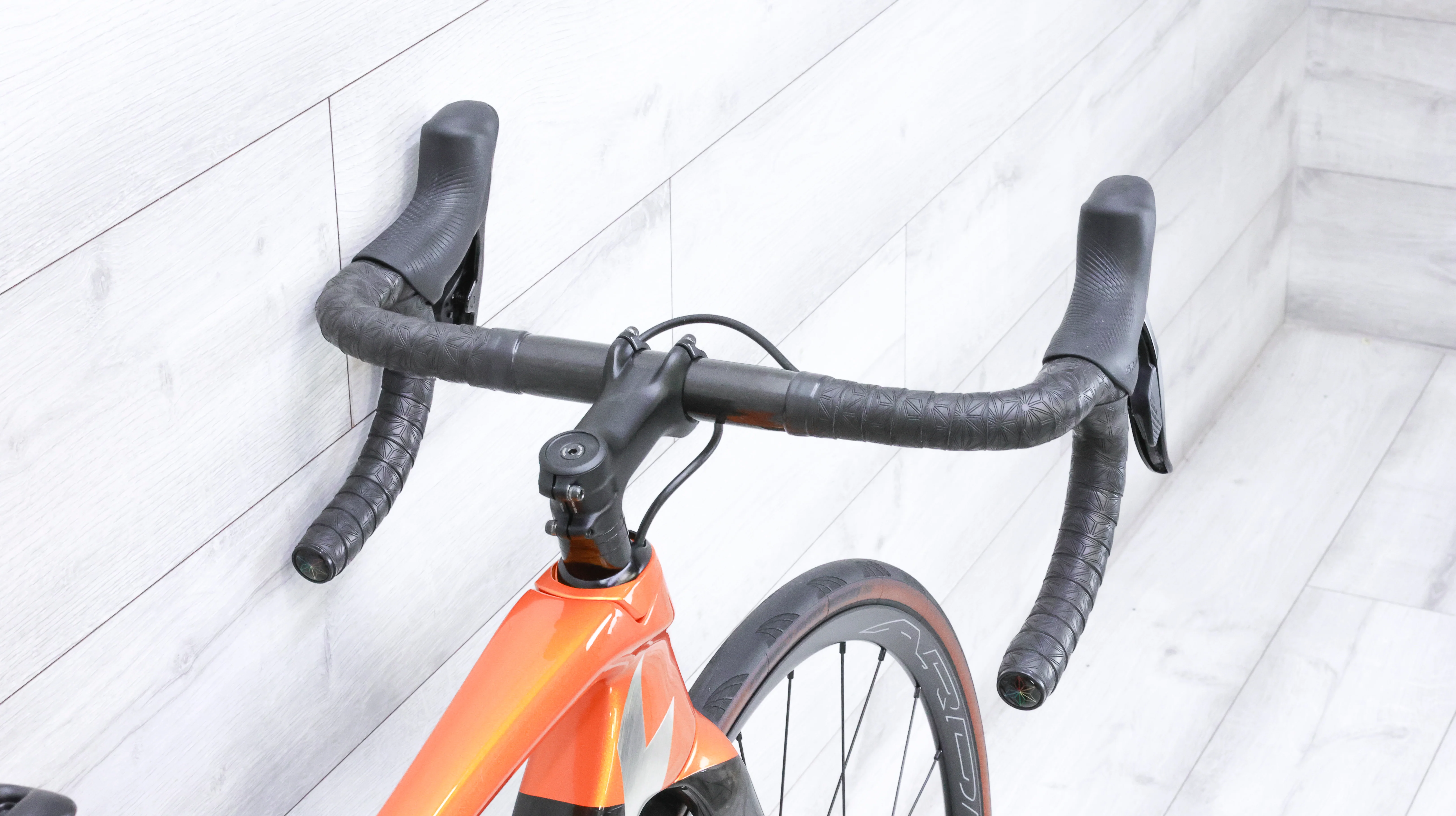 Trek Emonda SL 7 Disc AXS Road Bike - 2022, 52cm - Image 8