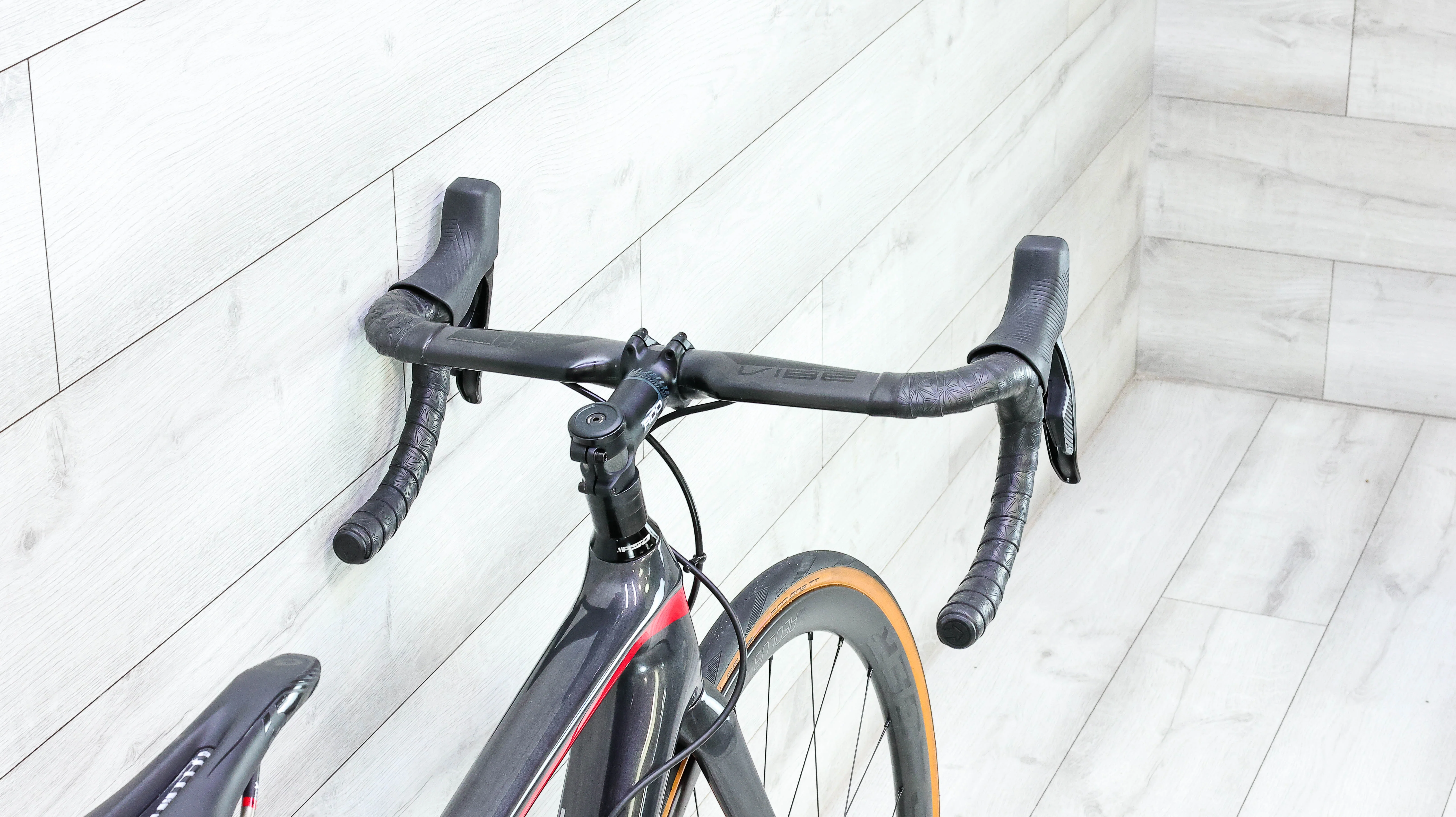 Trek Emonda SL 7 Disc Road Bike - 2019, 50cm - Image 8