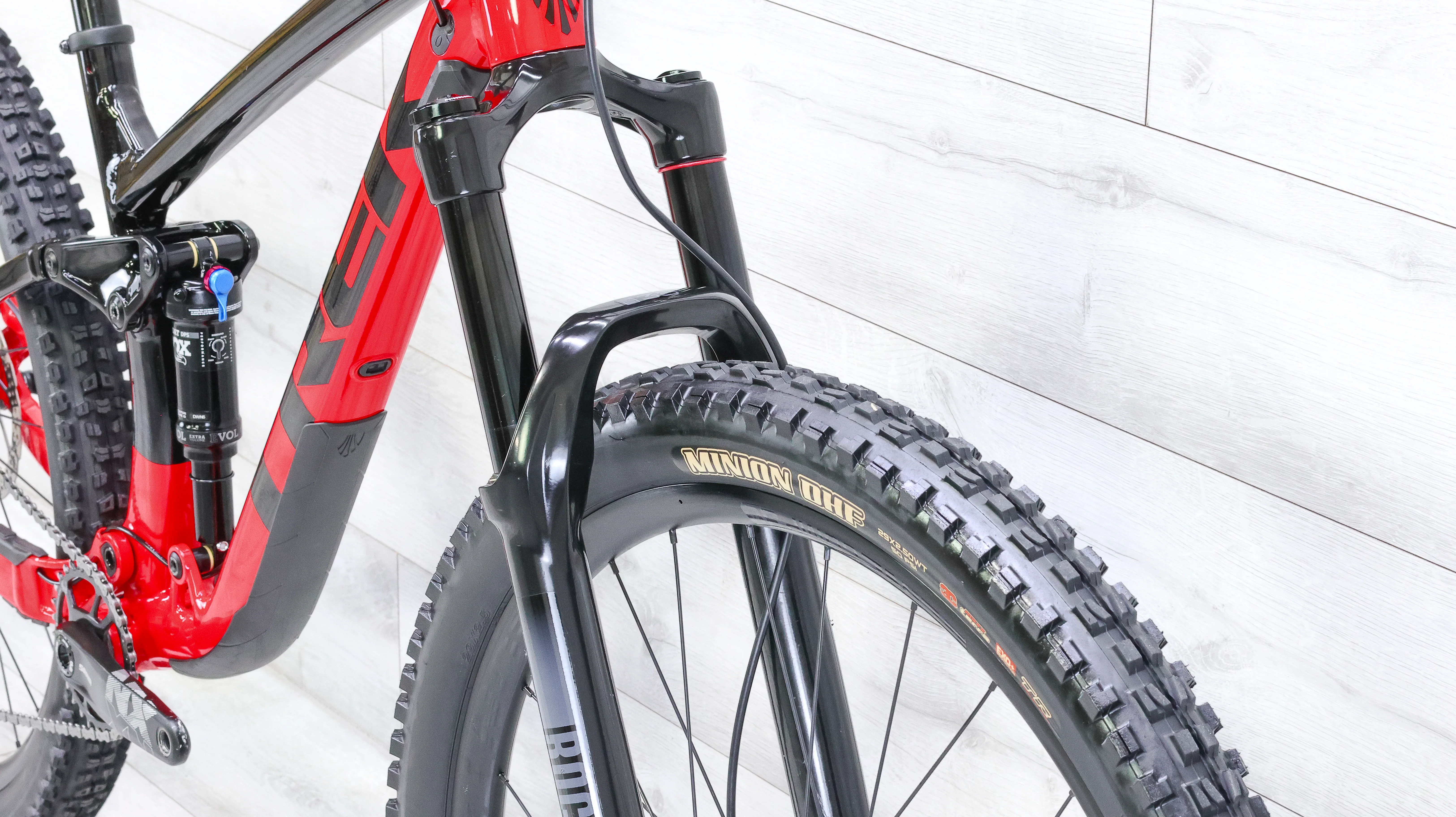 Trek Fuel EX 7 Mountain Bike - 2022, Medium - Image 10
