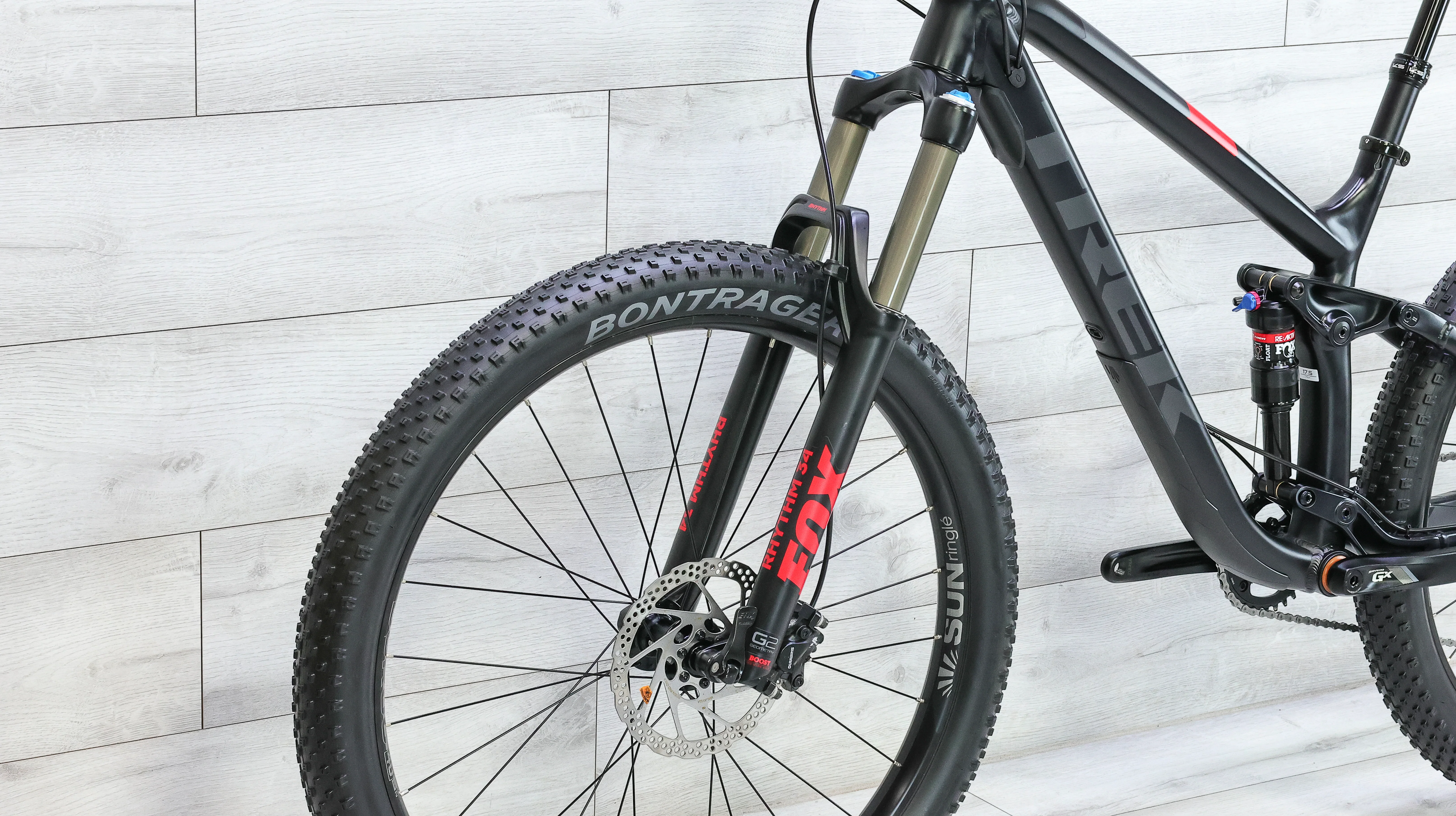 Trek Fuel EX 8 27.5 Plus Mountain Bike - 2017, Medium - Image 9