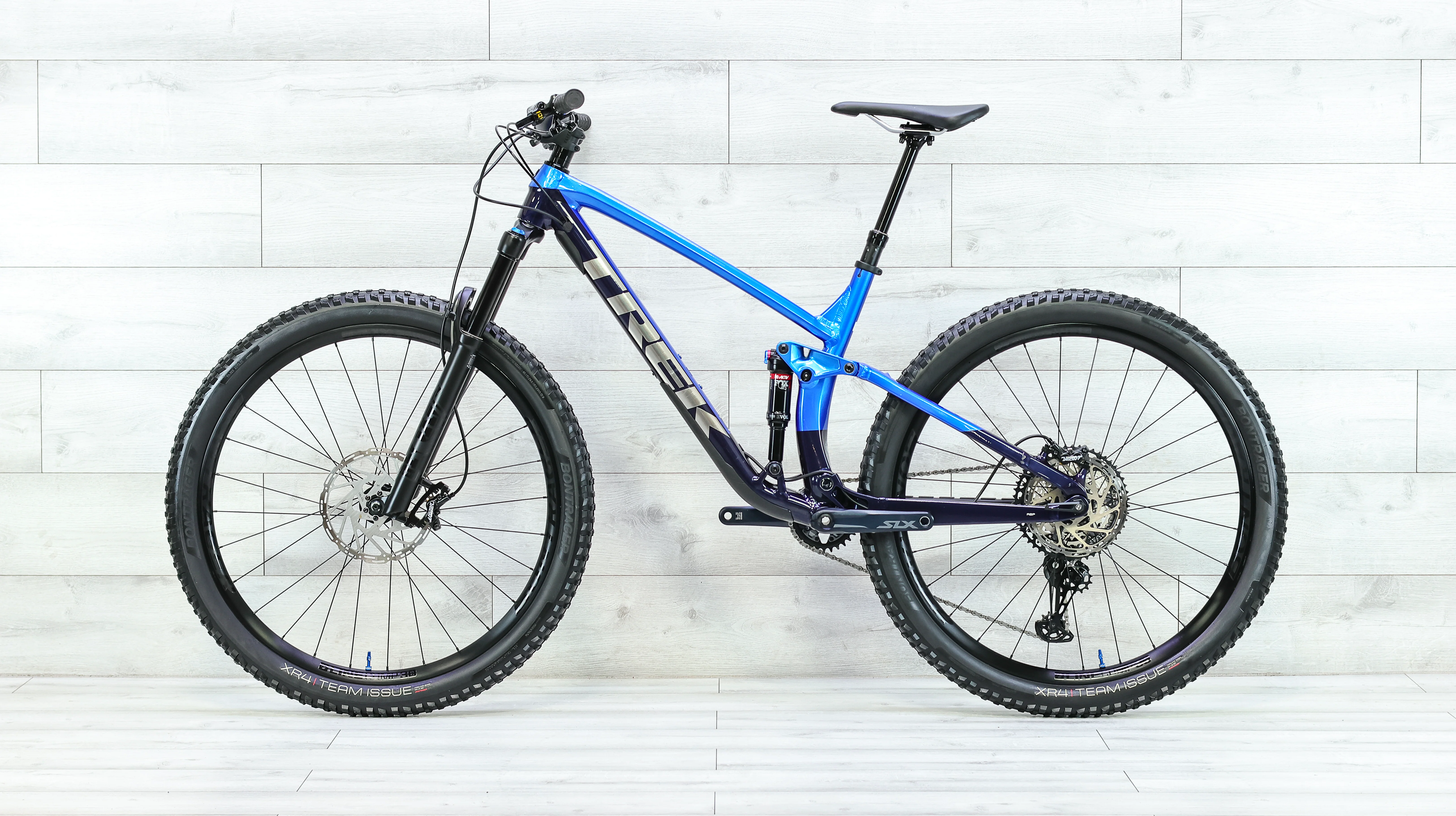 Trek Fuel EX 8 Gen 5 Mountain Bike - 2022, Large - Image 2