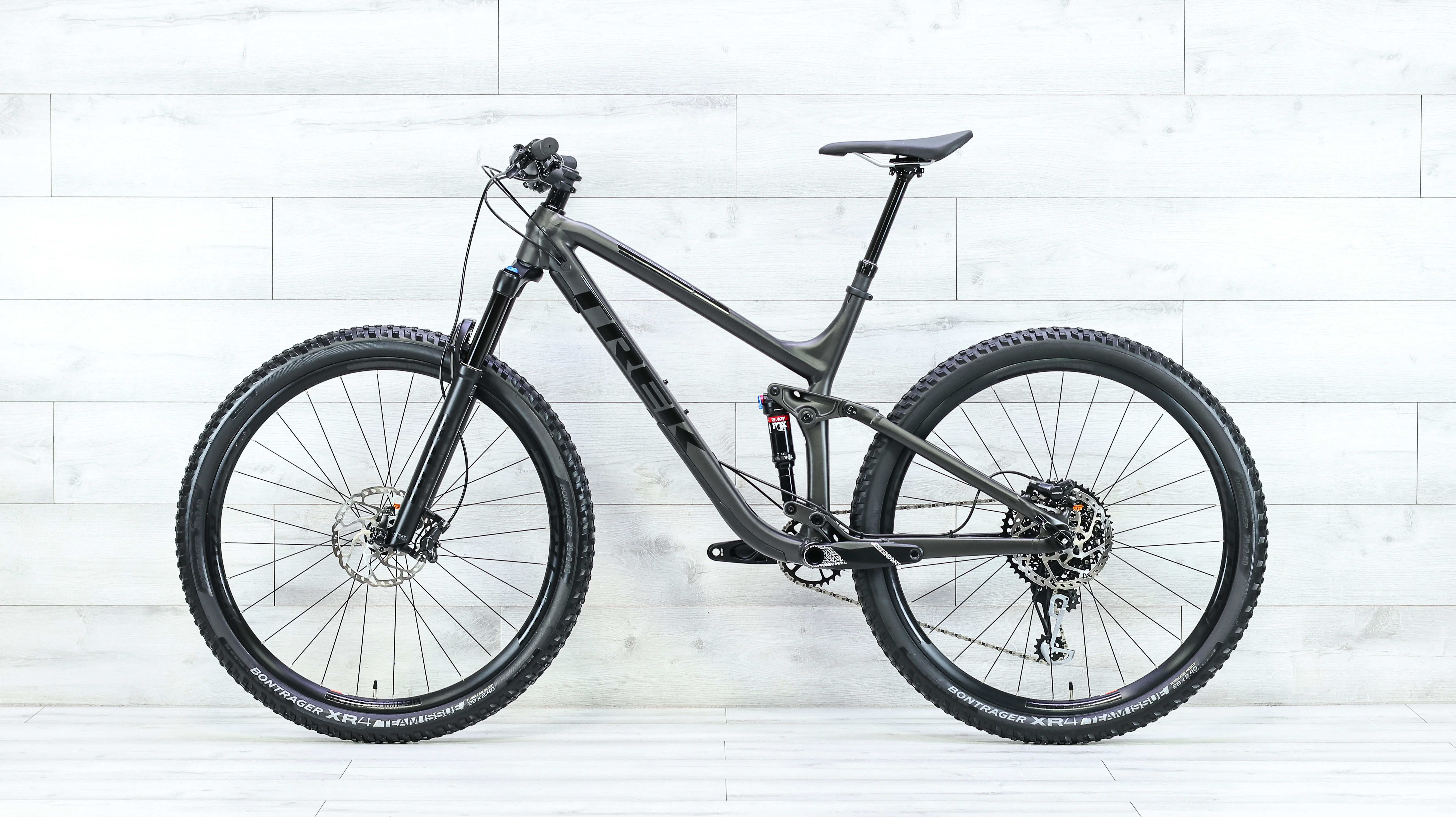 Trek Fuel EX 8 Mountain Bike - 2019, Large - Image 2
