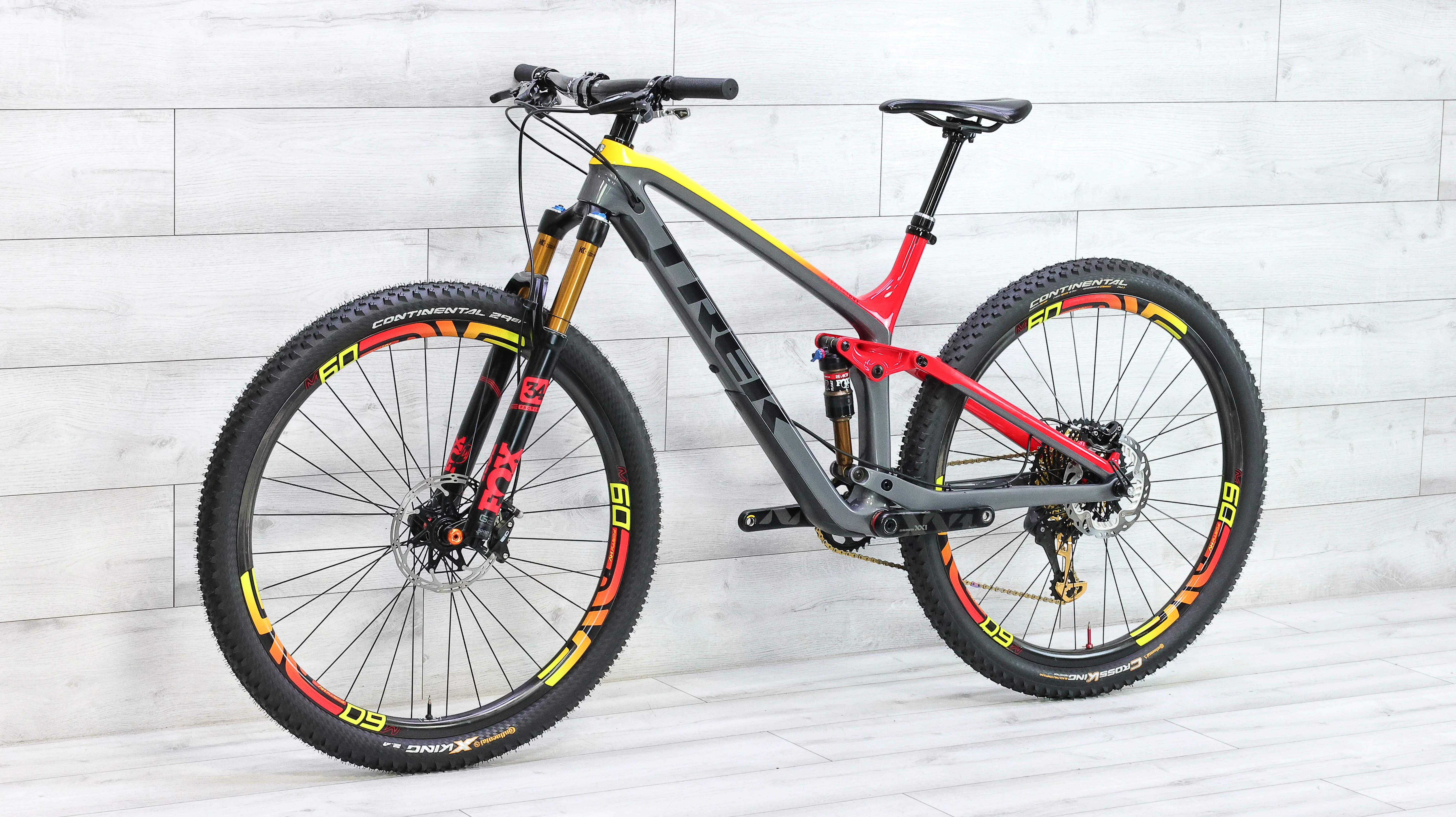Trek Fuel EX 9.9 Project One Mountain Bike - 2018, Large - Image 4