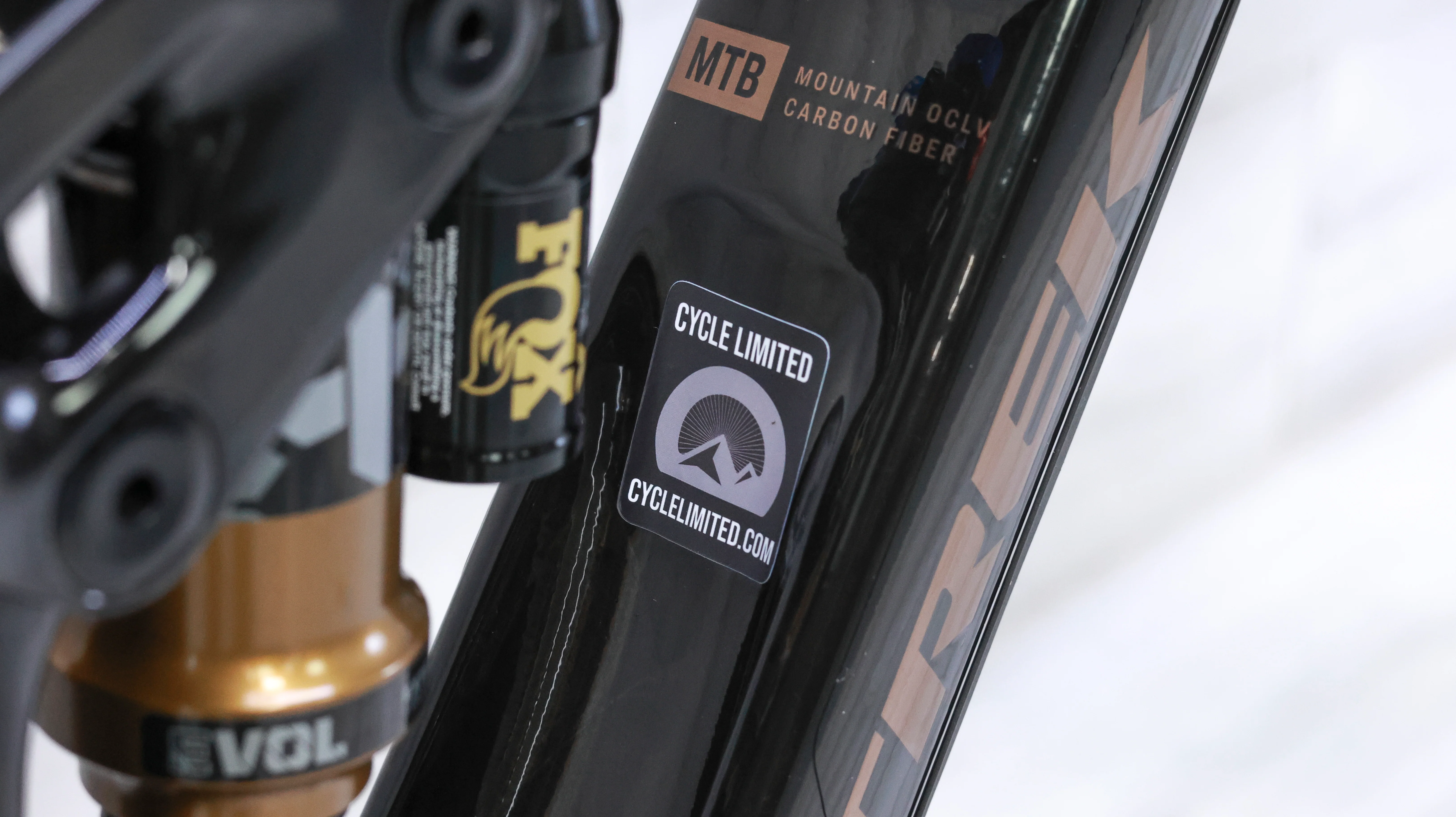 Trek Fuel EX C Gen 6 Mountain Bike - 2025, Large - Image 3