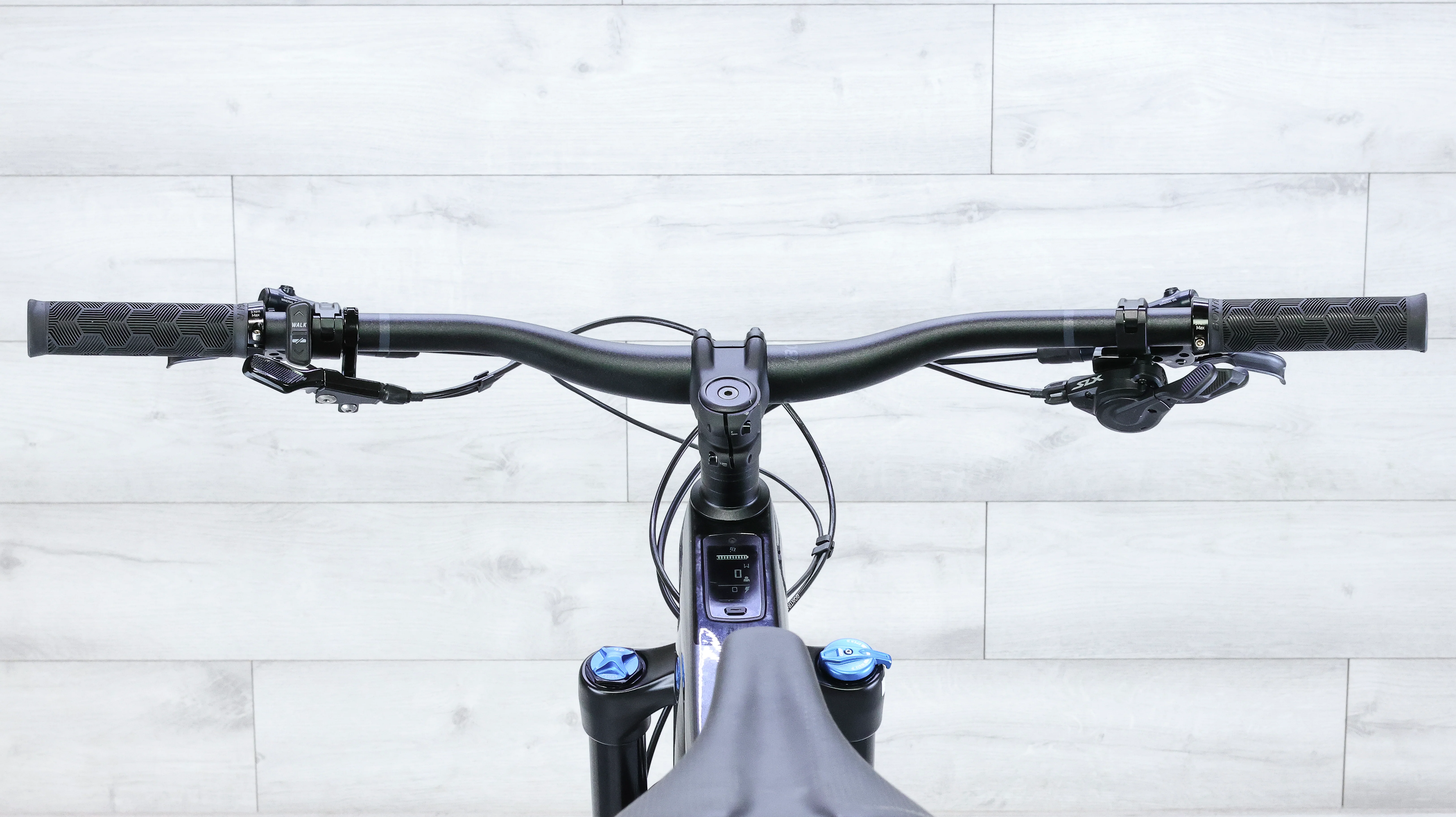 Trek Fuel EXe 9.7 Mountain E-Bike - 2023, X-Large - Image 13