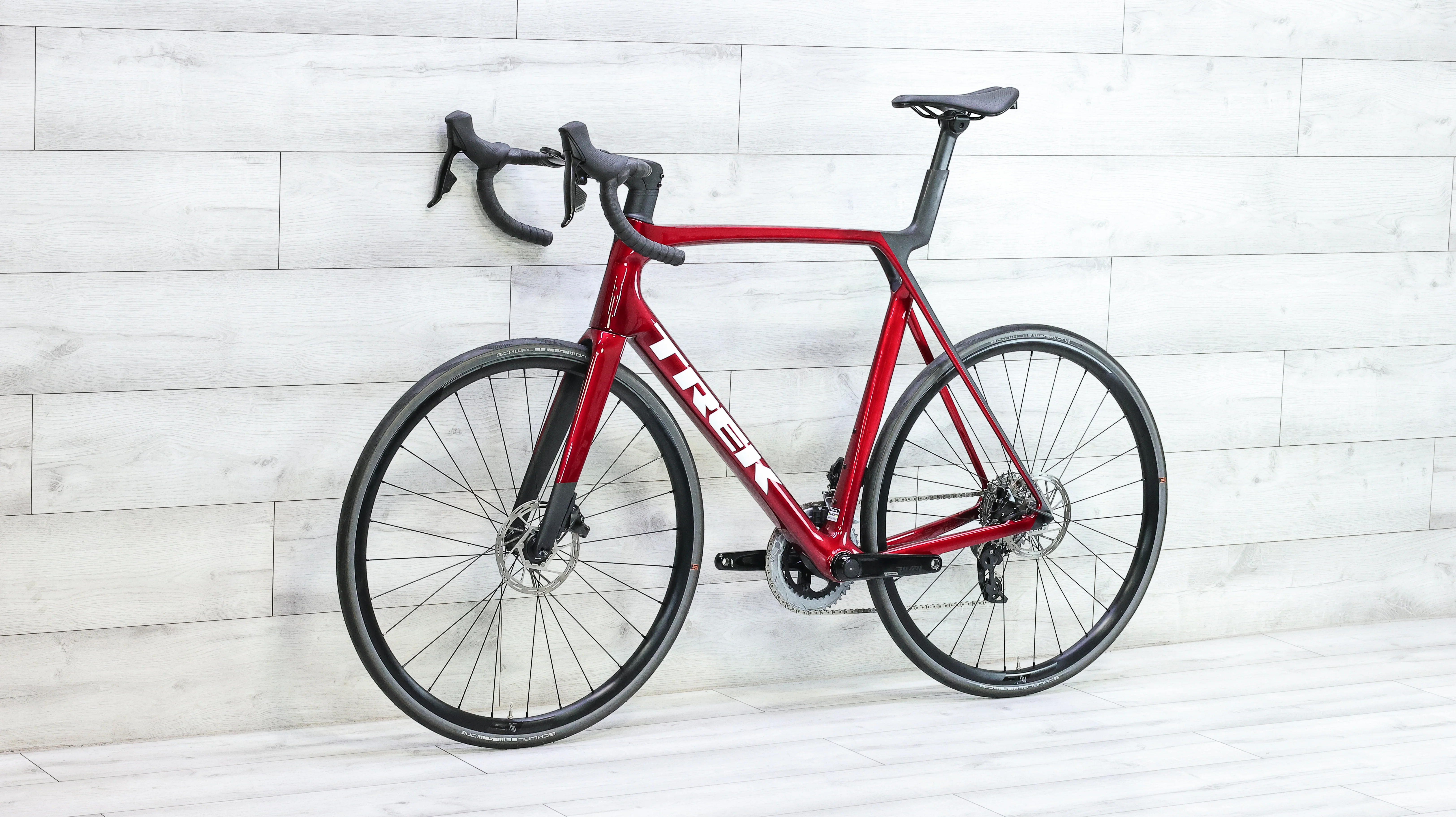 Trek Madone SL 6 Gen 8 Road Bike - 2025, X-Large - Image 4