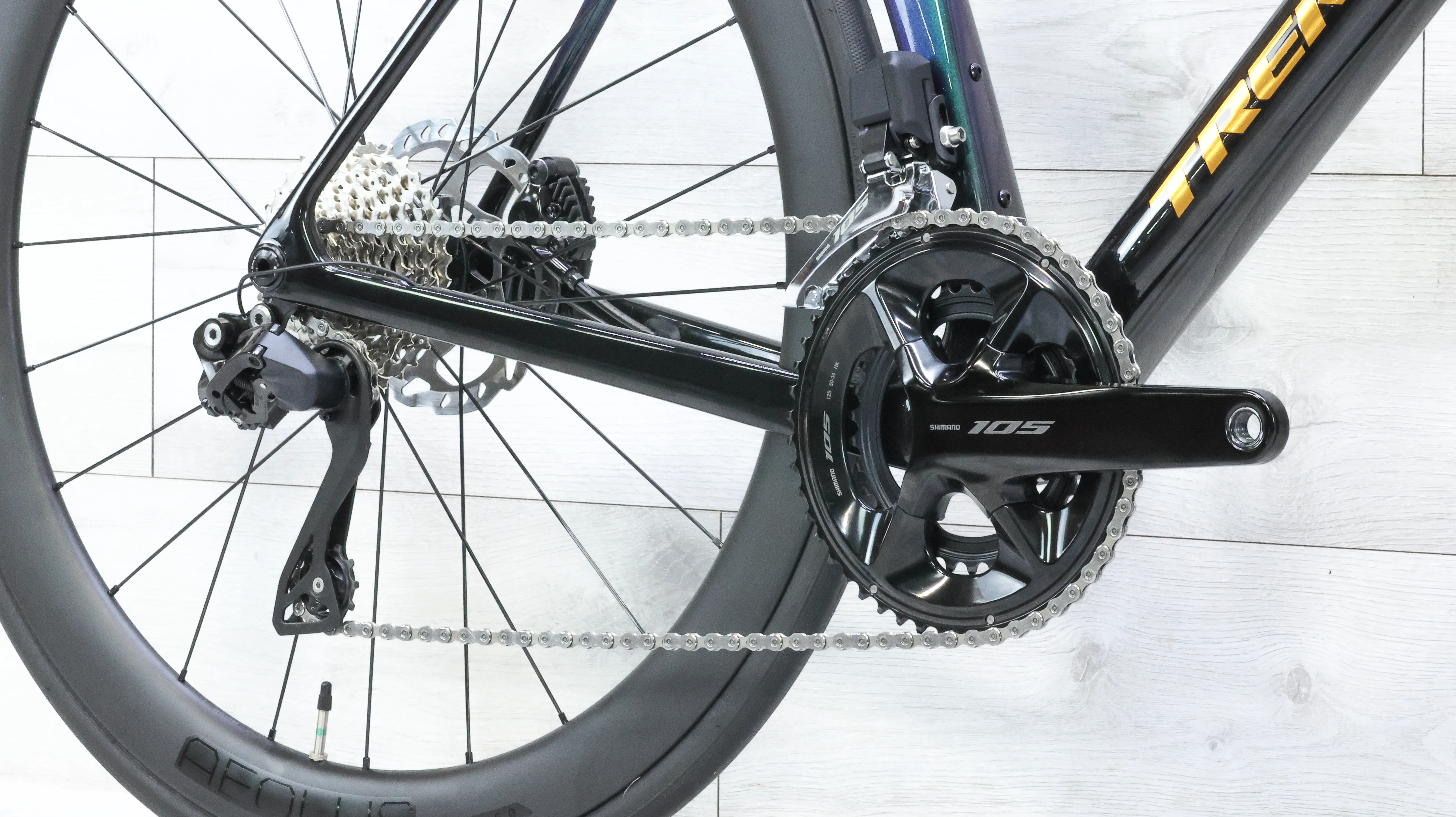 Trek Madone SL 7 Gen 8 Road Bike - 2025, Large - Image 6