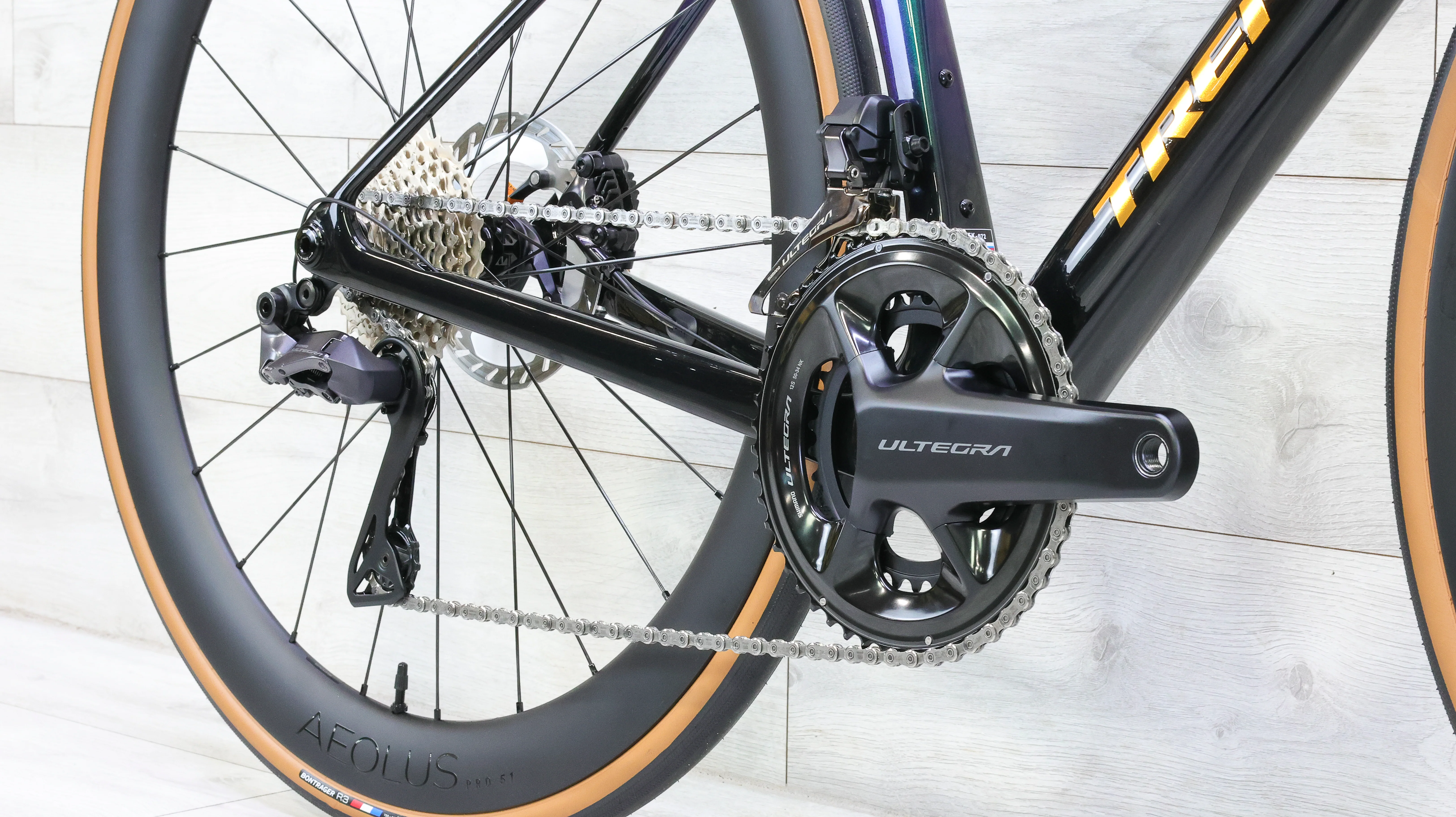 Trek Madone SL 7 Gen 8 Road Bike - 2025, Small - Image 6