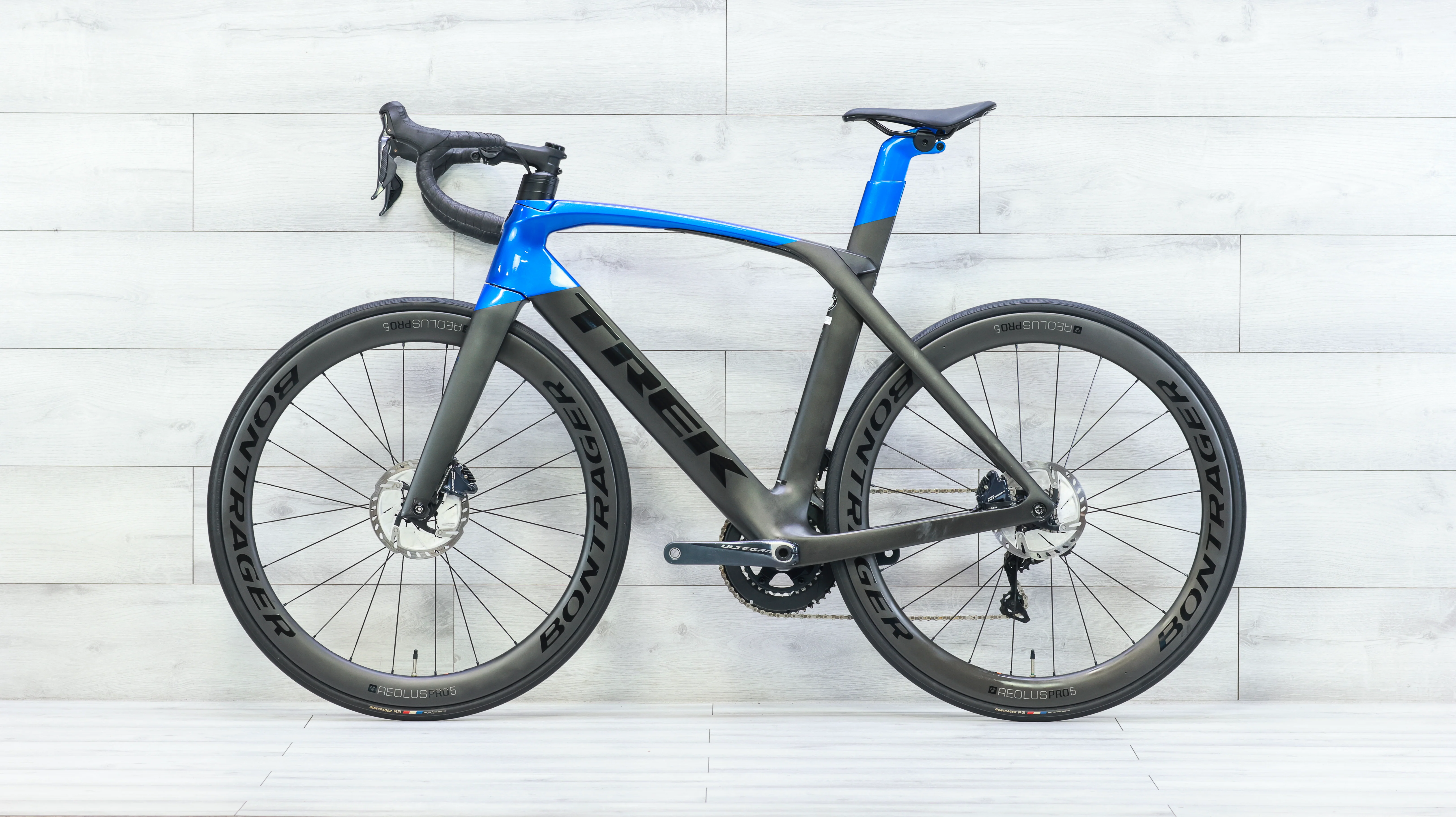 Trek Madone SL 7 Road Bike - 2021, 56cm - Image 2