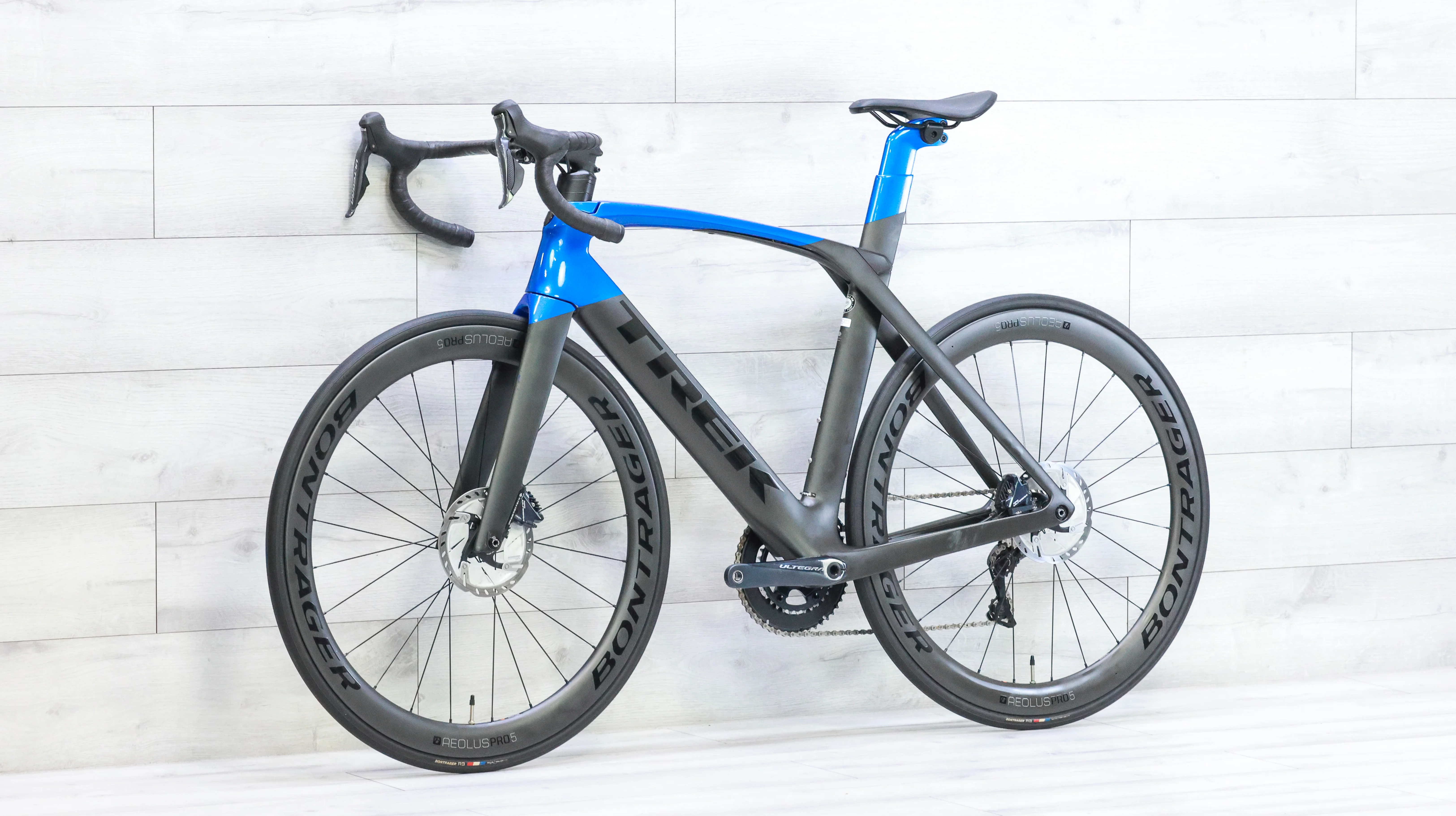 Trek Madone SL 7 Road Bike - 2021, 56cm - Image 4