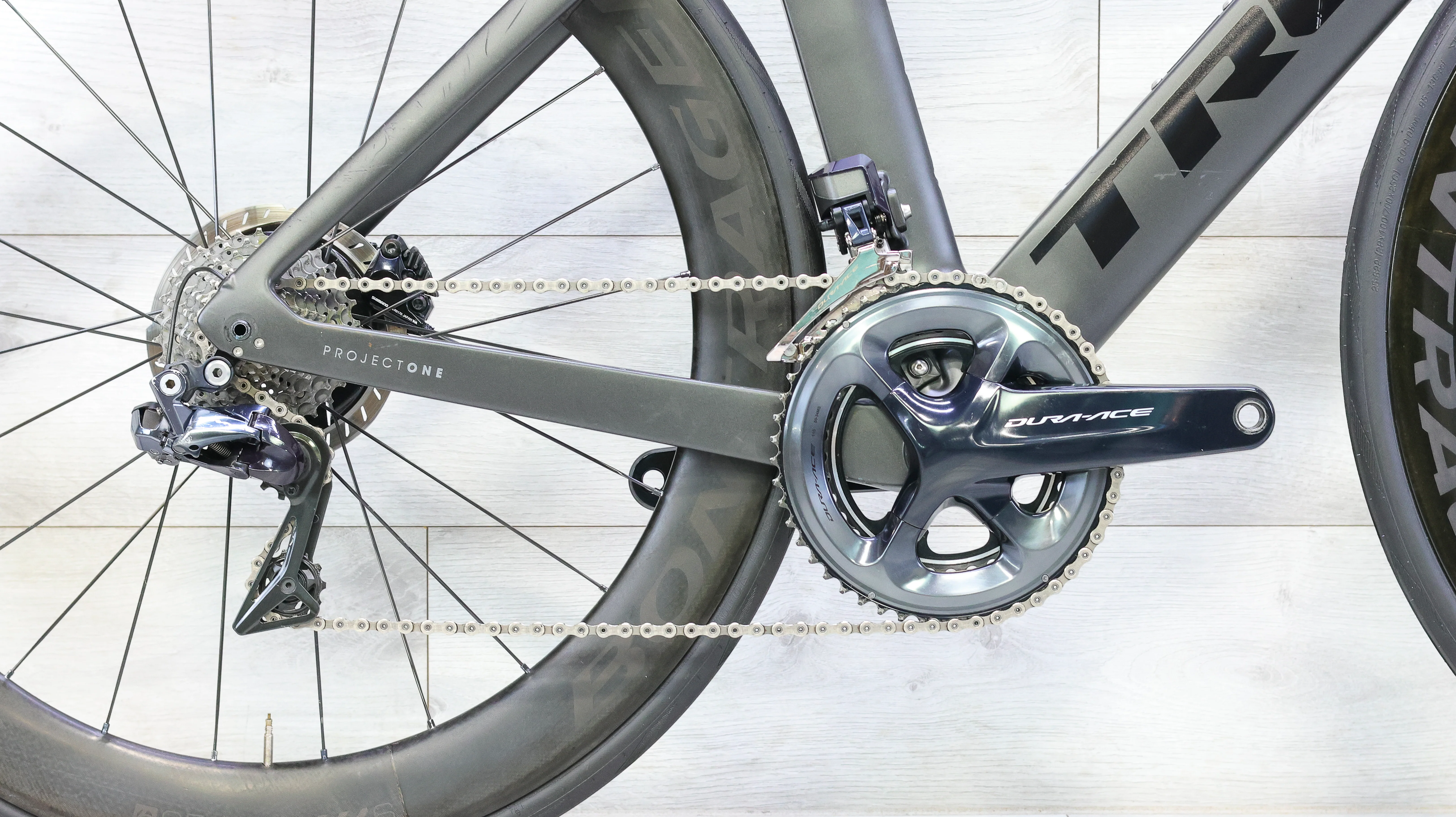 Trek Madone SLR 9 Disc Dura-Ace Di2 Project One Road Bike - 2020, 54cm - Image 5