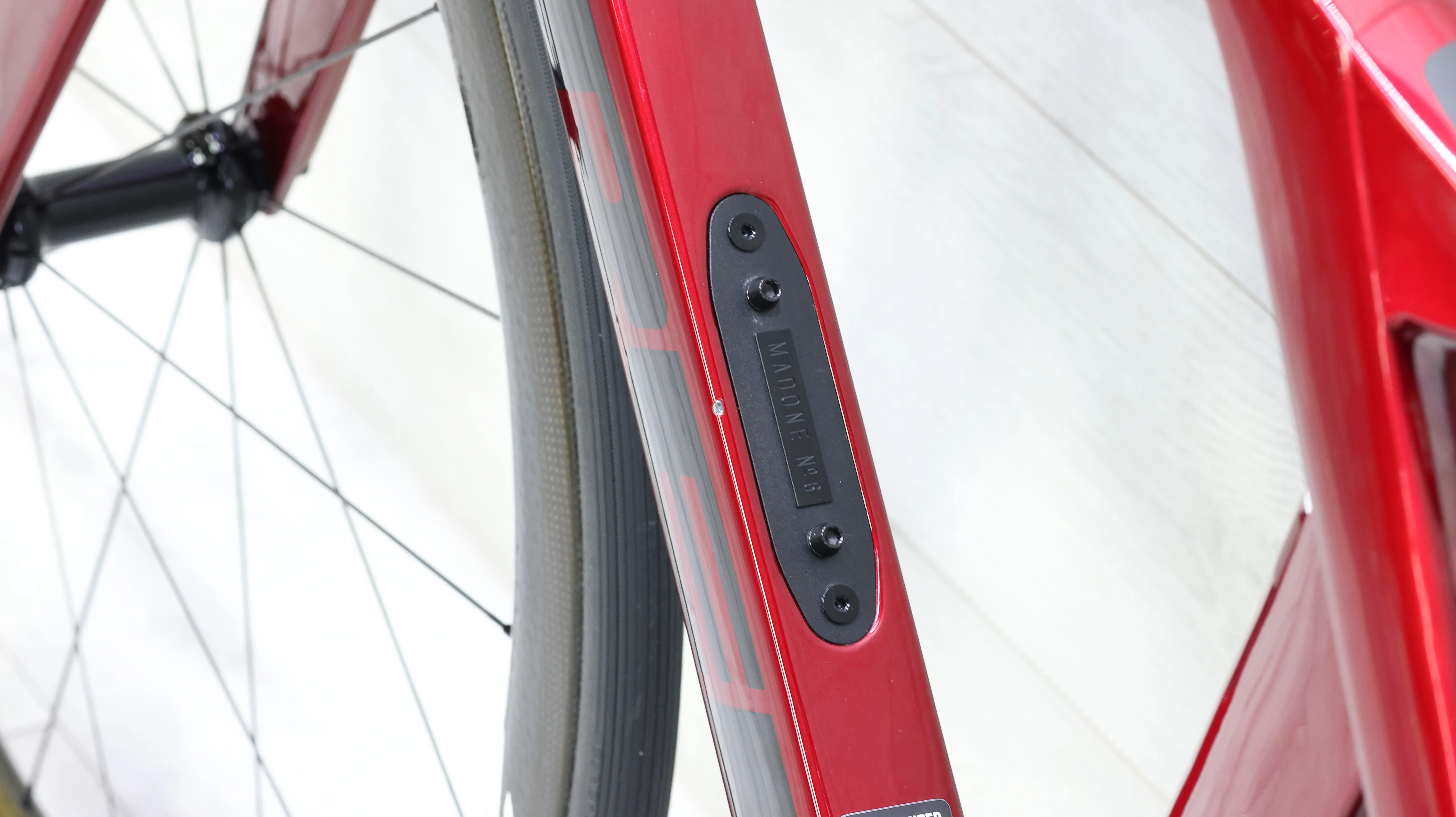Trek Madone SLR Dura-Ace Di2 Road Bike - 2019, 54cm - Image 17