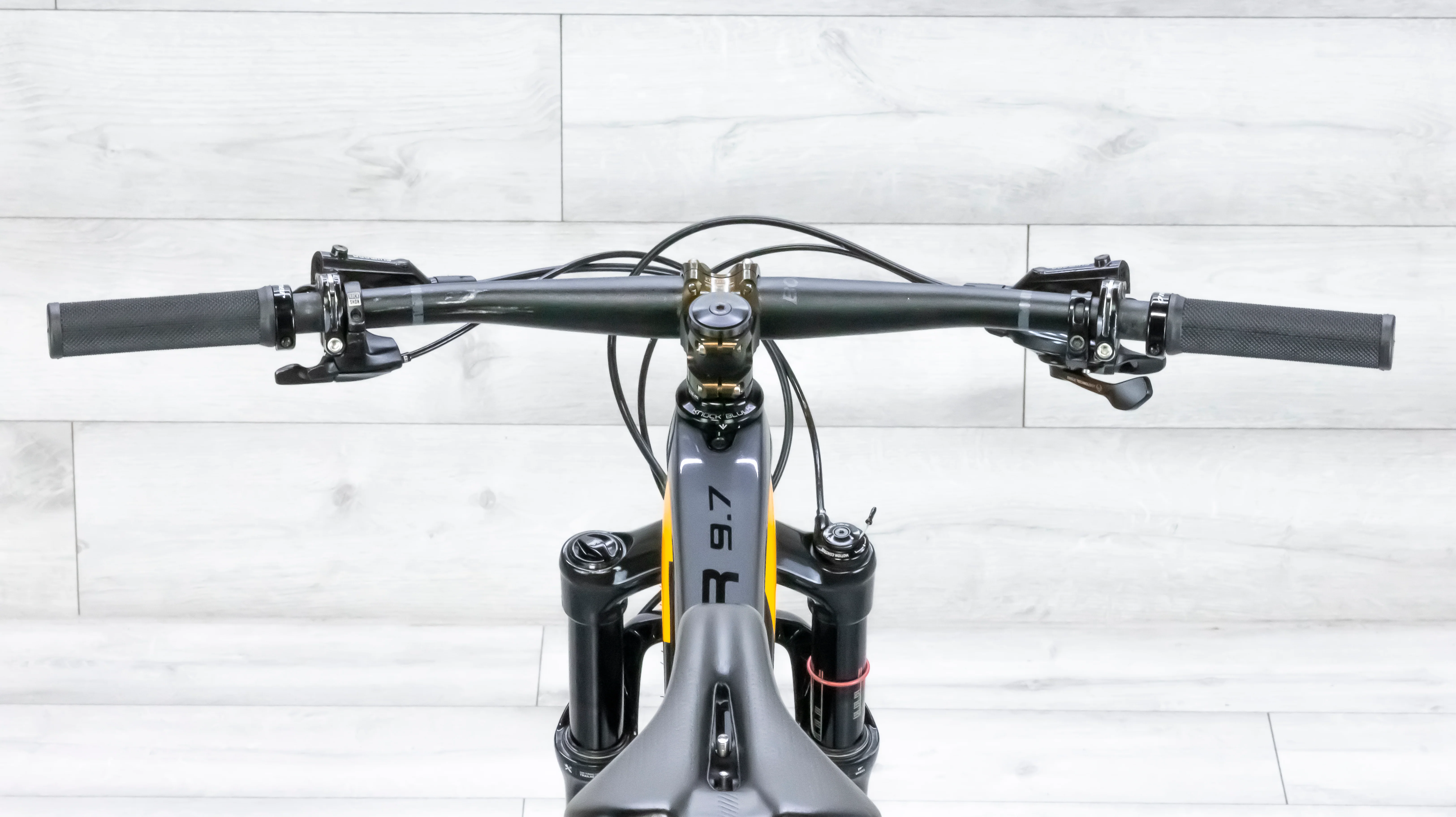 Trek Procaliber 9.7 Mountain Bike - 2021, Small - Image 11