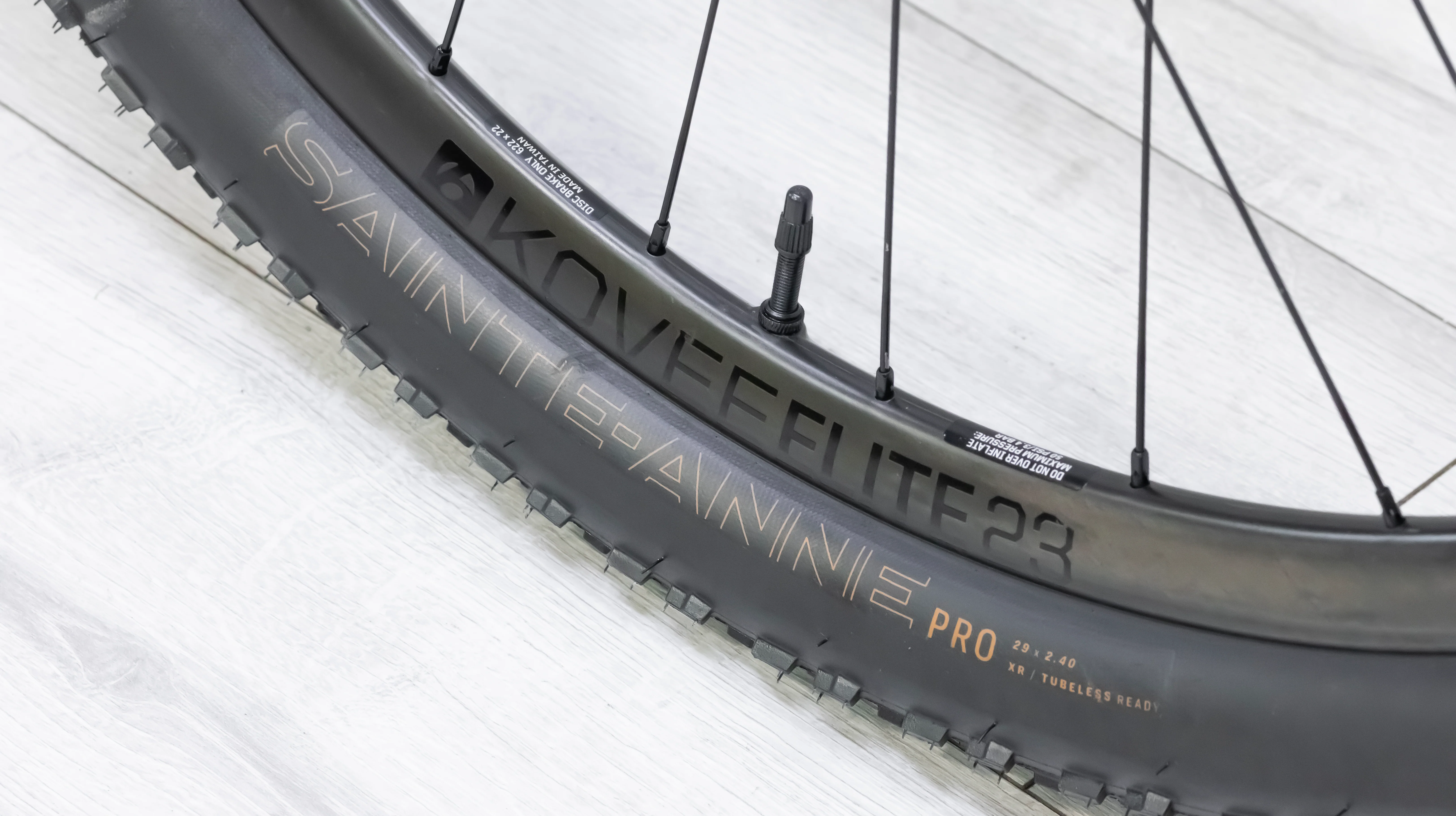 Trek Procaliber 9.7 Mountain Bike - 2021, Small - Image 16