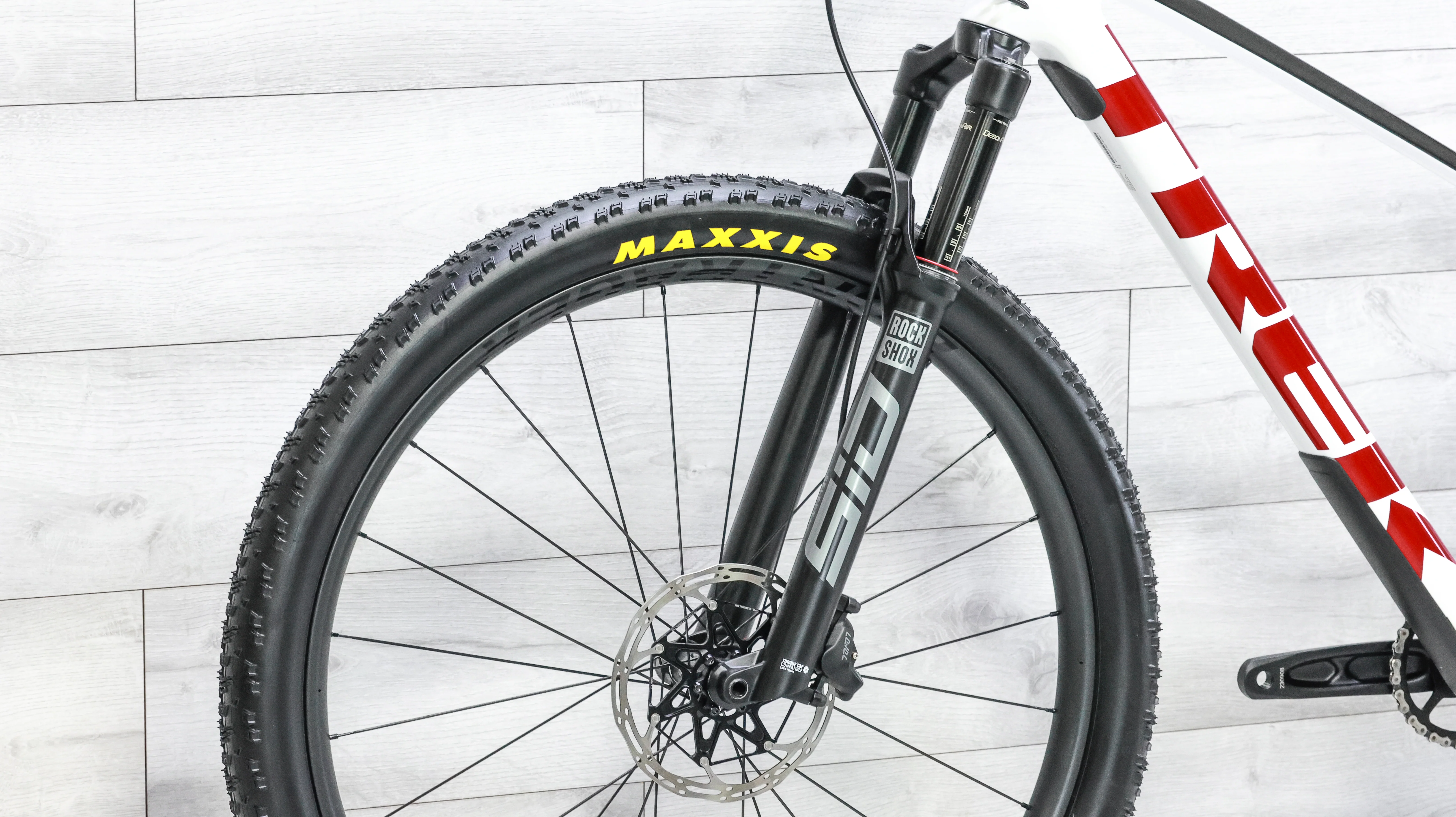 Trek Procaliber Gen 2 Mountain Bike - 2024, Medium - Image 9