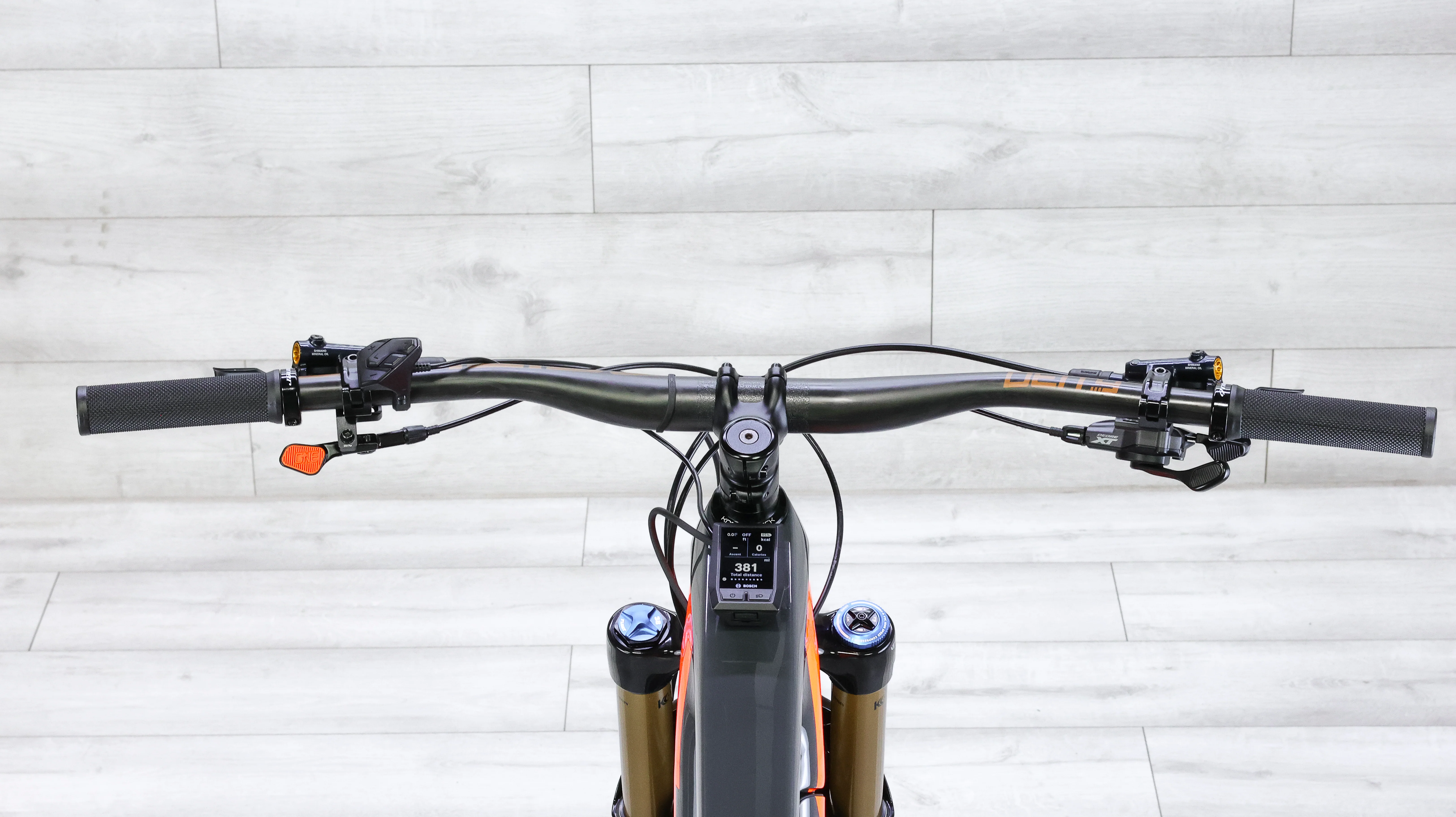 Trek Rail 9.8 XT Mountain E-Bike - 2021, Medium - Image 13