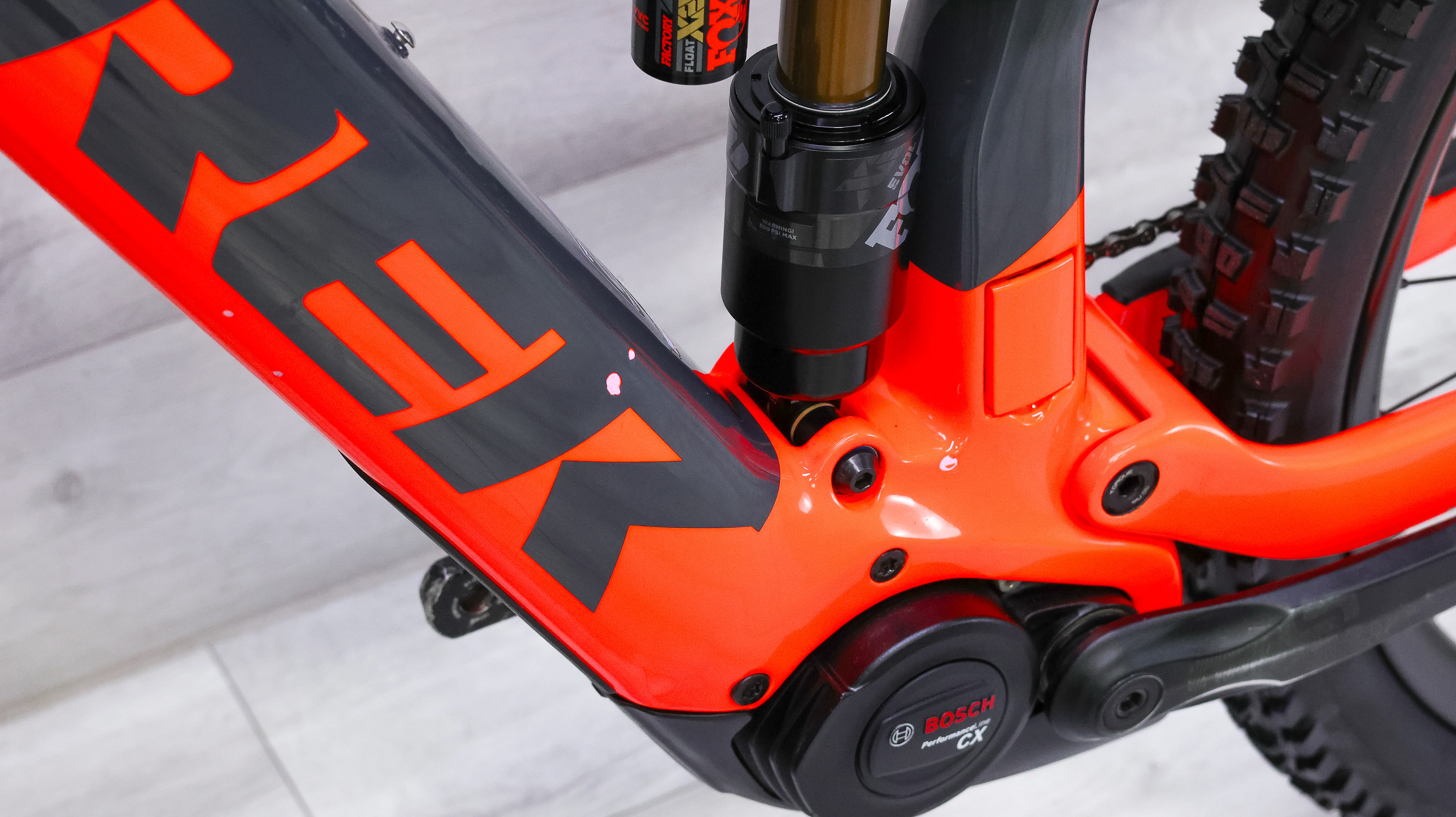 Trek Rail 9.8 XT Mountain E-Bike - 2021, Medium - Image 16