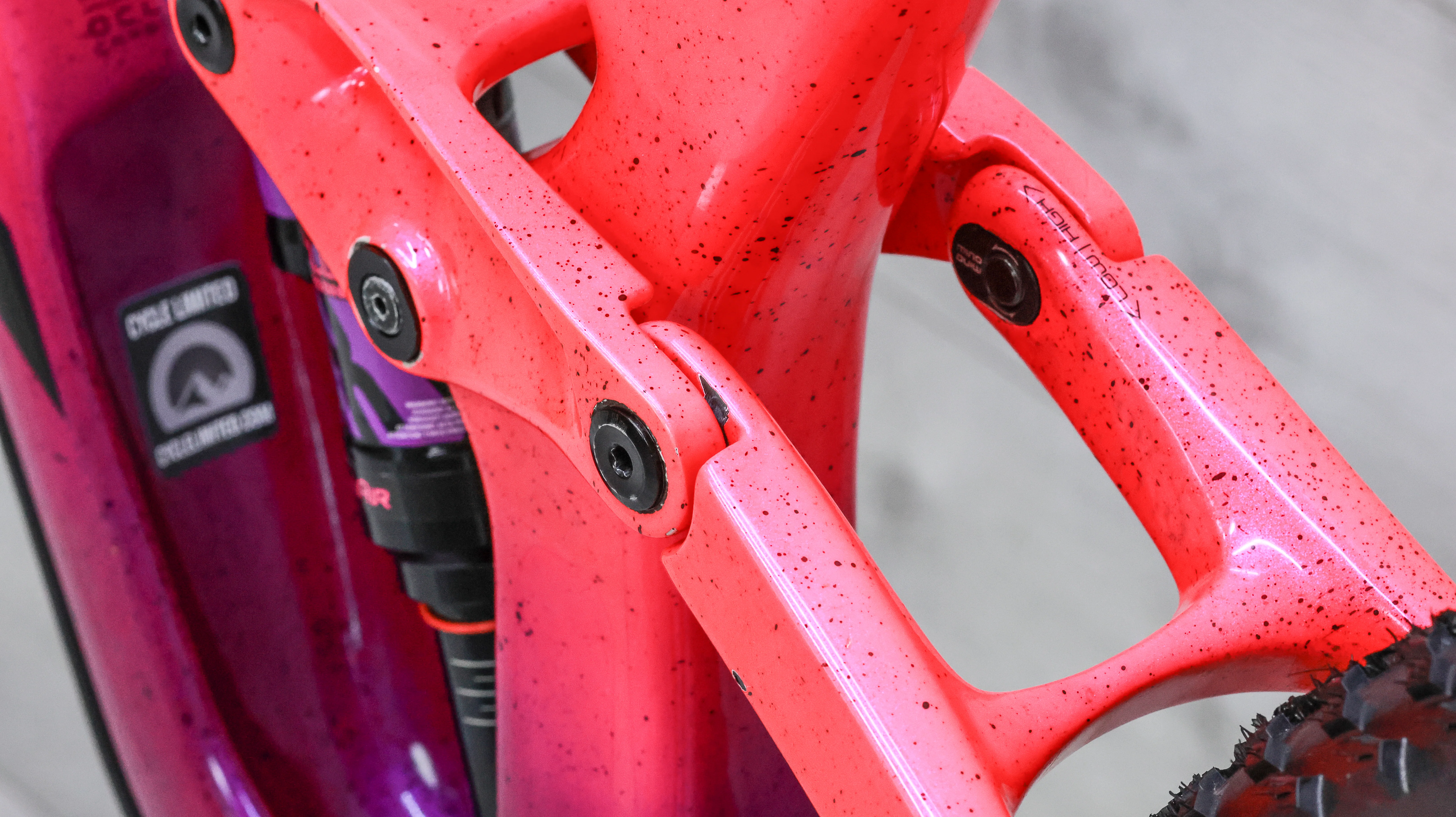 Trek Slash 9.8 XT Project One Mountain Bike - 2023, Medium - Image 20