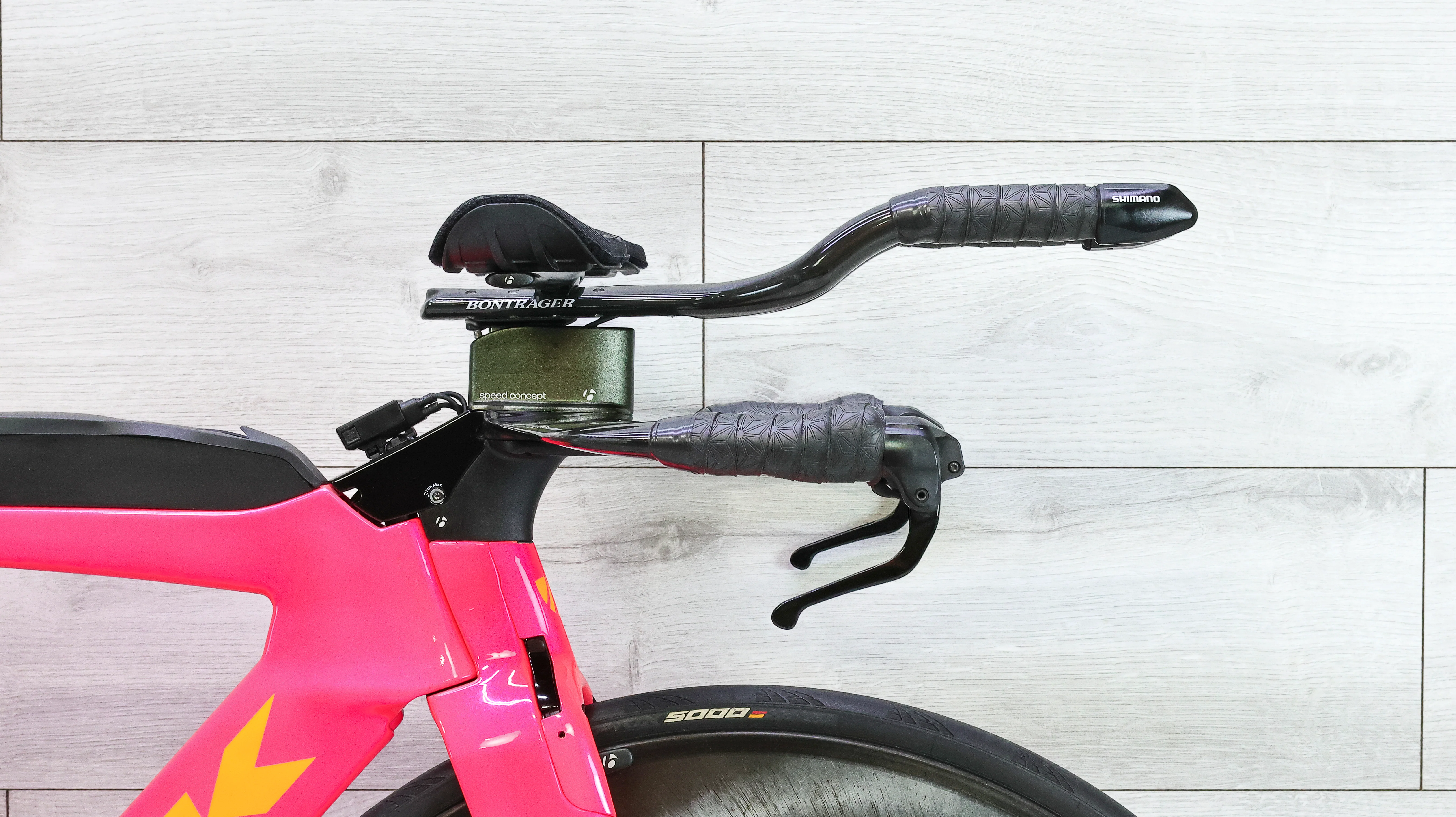 Trek Speed Concept 9.9 Di2 Project One Triathlon Bike - 2017, Medium - Image 8