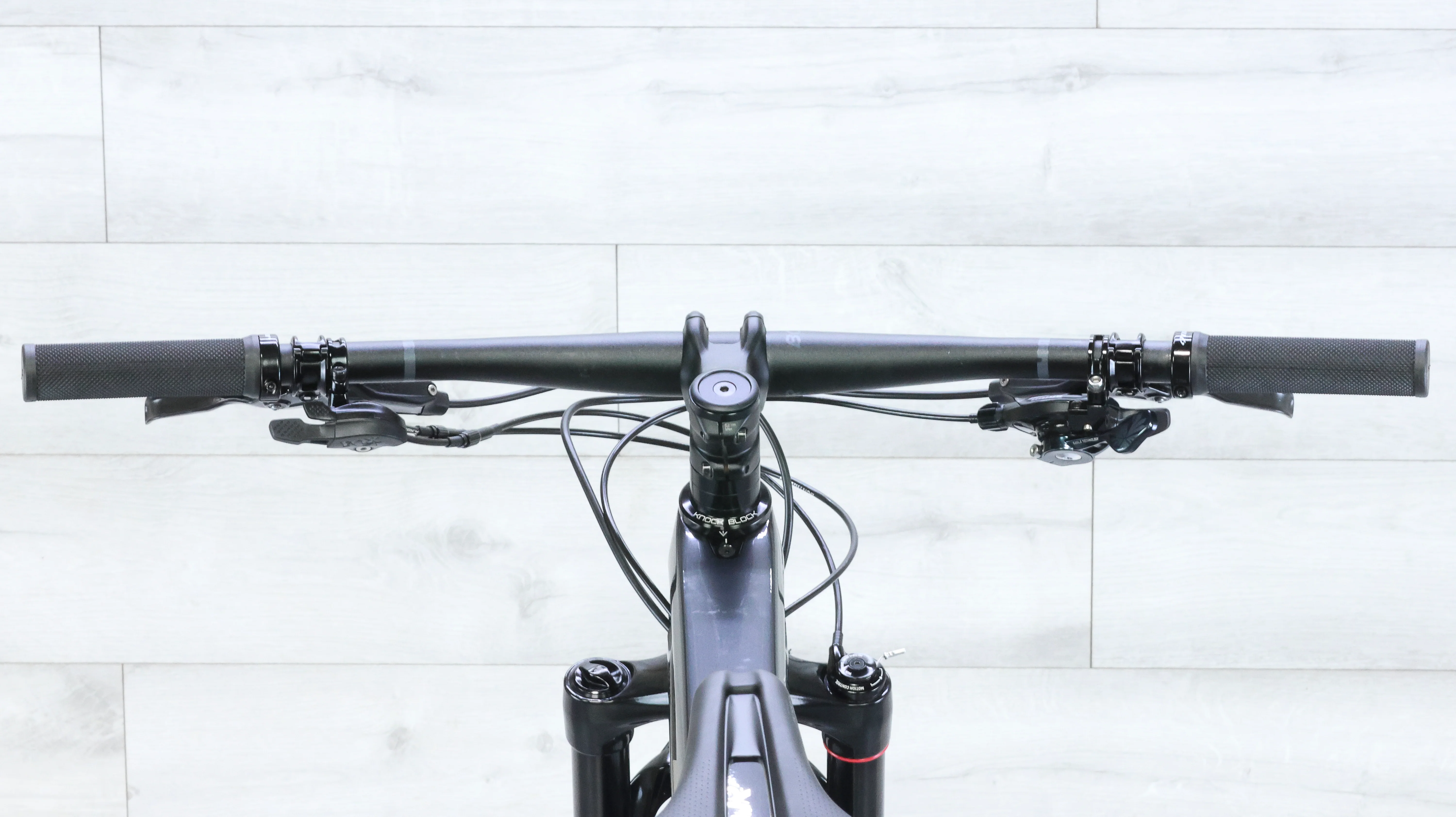 Trek Supercaliber 9.7 SRAM X01 Eagle Mountain Bike - 2023, X-Large - Image 13