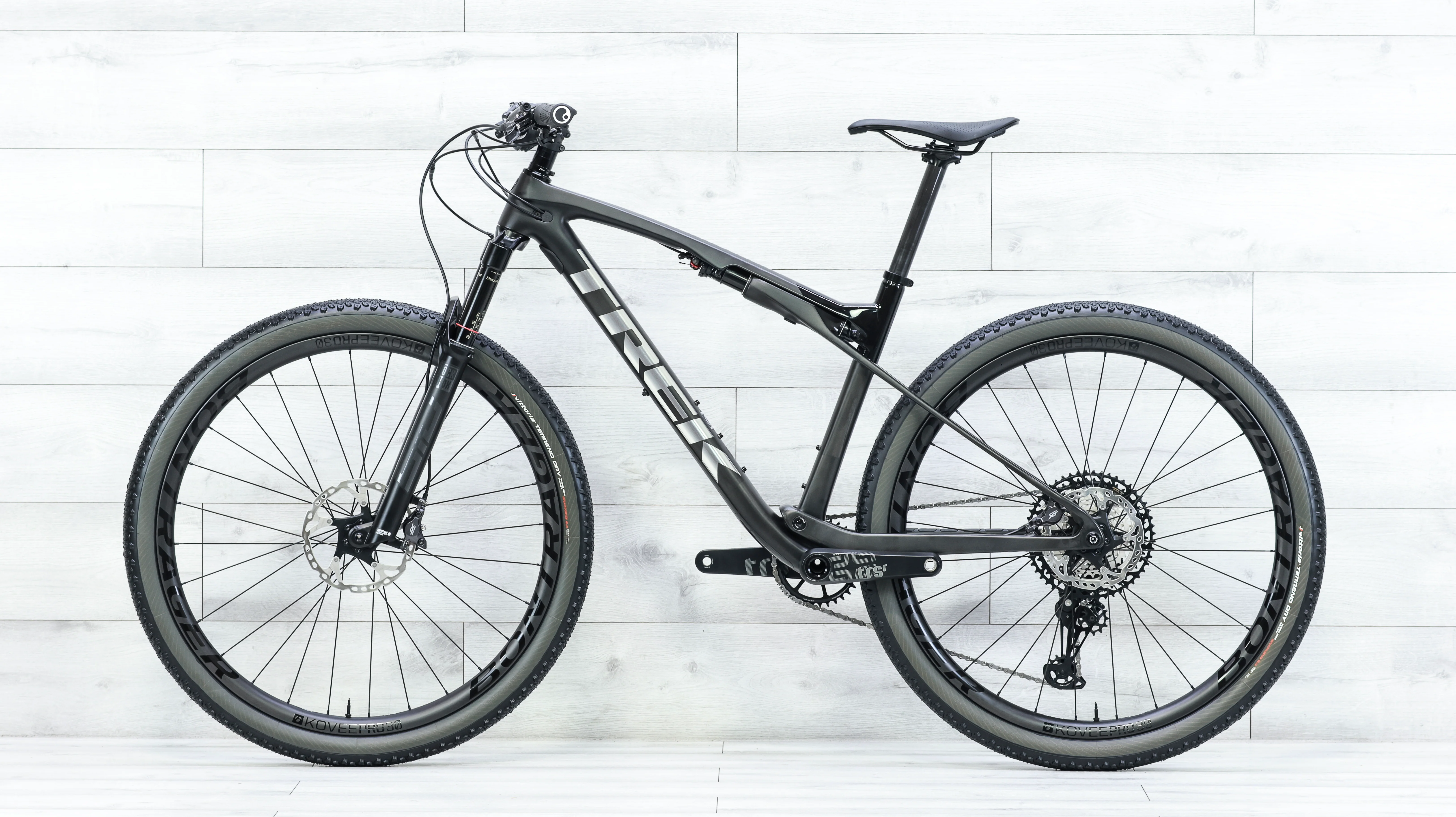 Trek Supercaliber 9.8 XT Mountain Bike - 2022, Large - Image 2