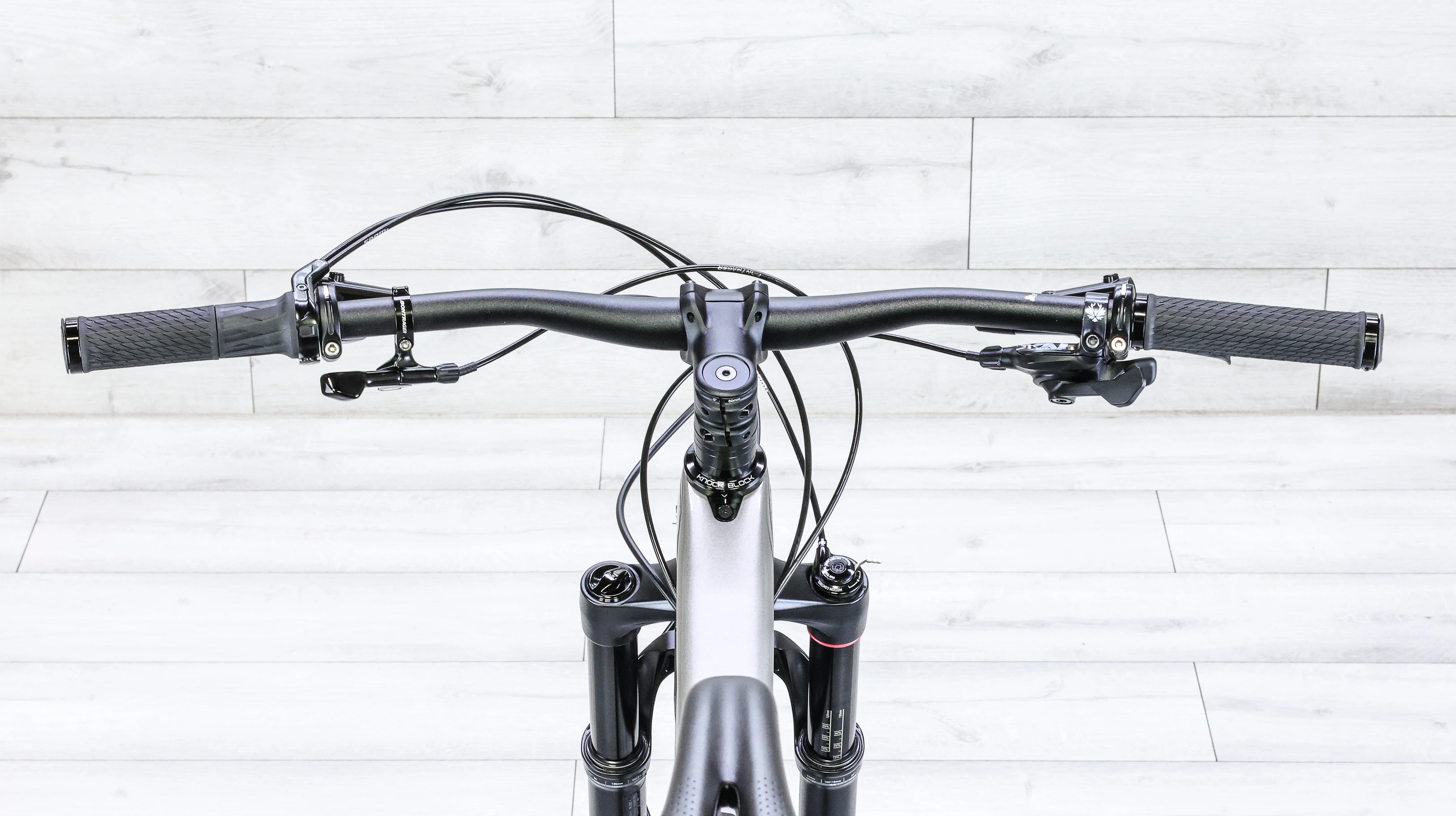 Trek Top Fuel 9.7 Mountain Bike - 2021, Med/Large - Image 13