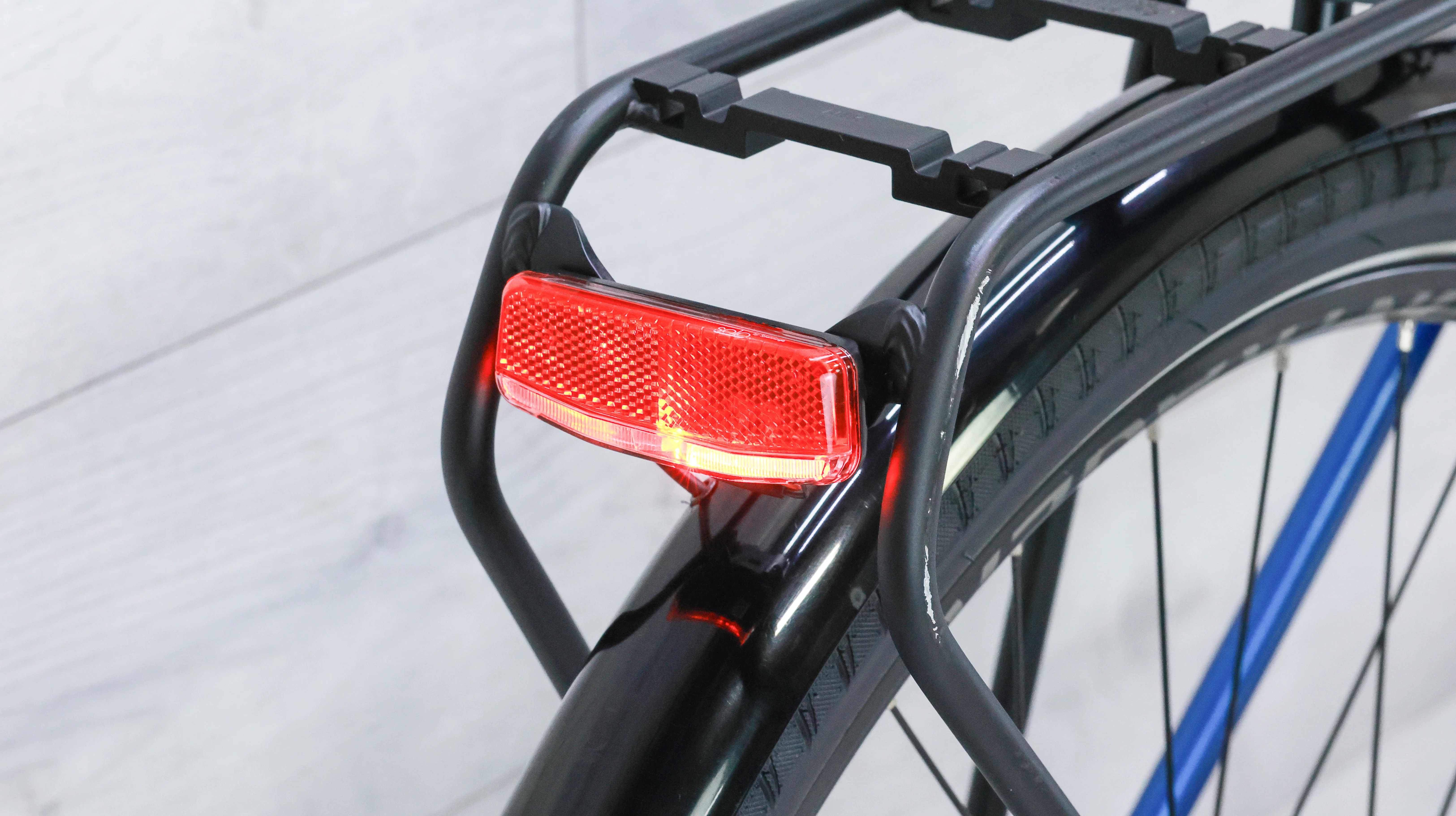 Trek Verve+ 3 Lowstep Gen 2 Commuter E-Bike - 2022, Large - Image 16