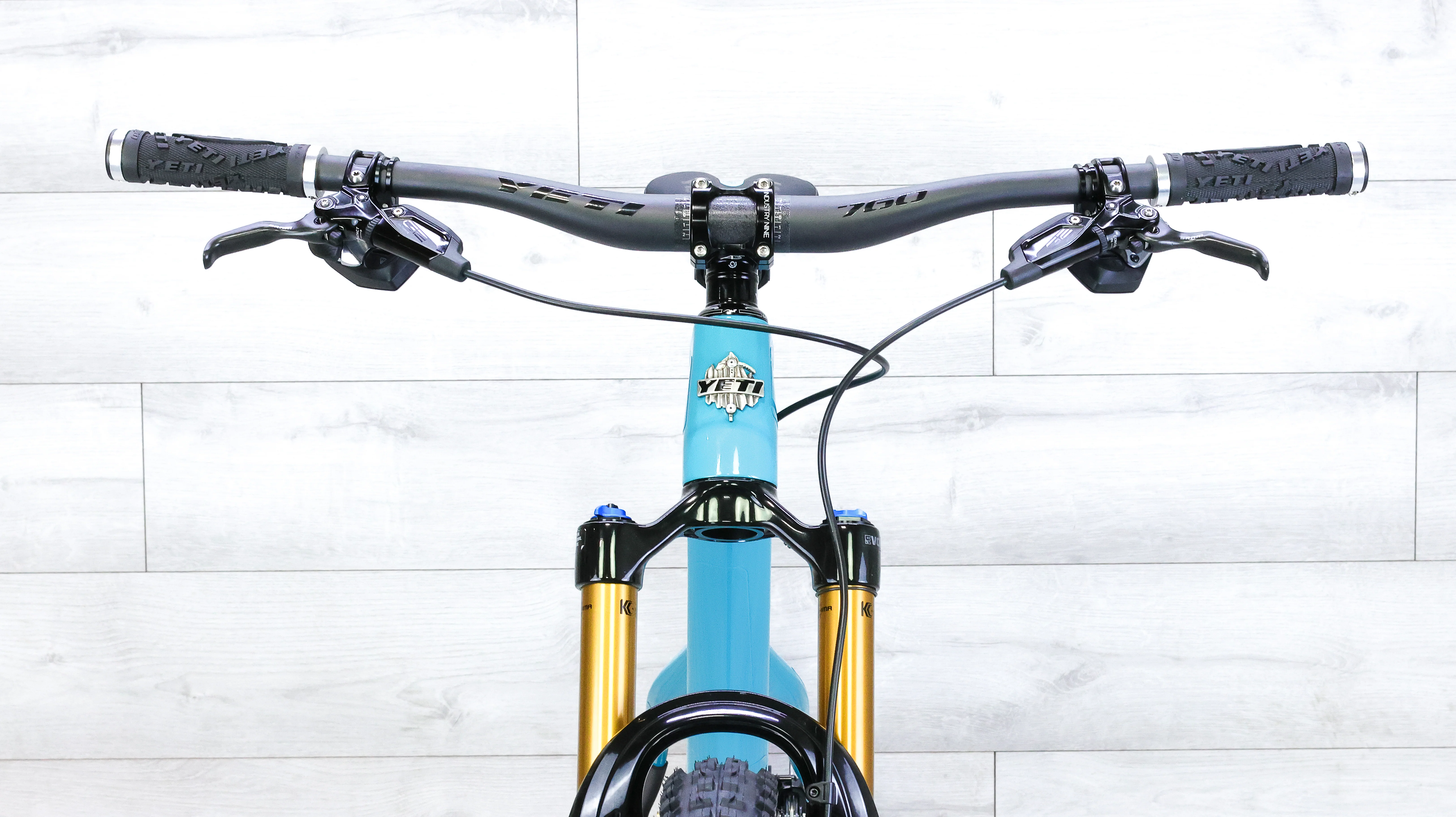 Yeti ARC T4 XX1 AXS Mountain Bike - 2022, Medium - Image 10
