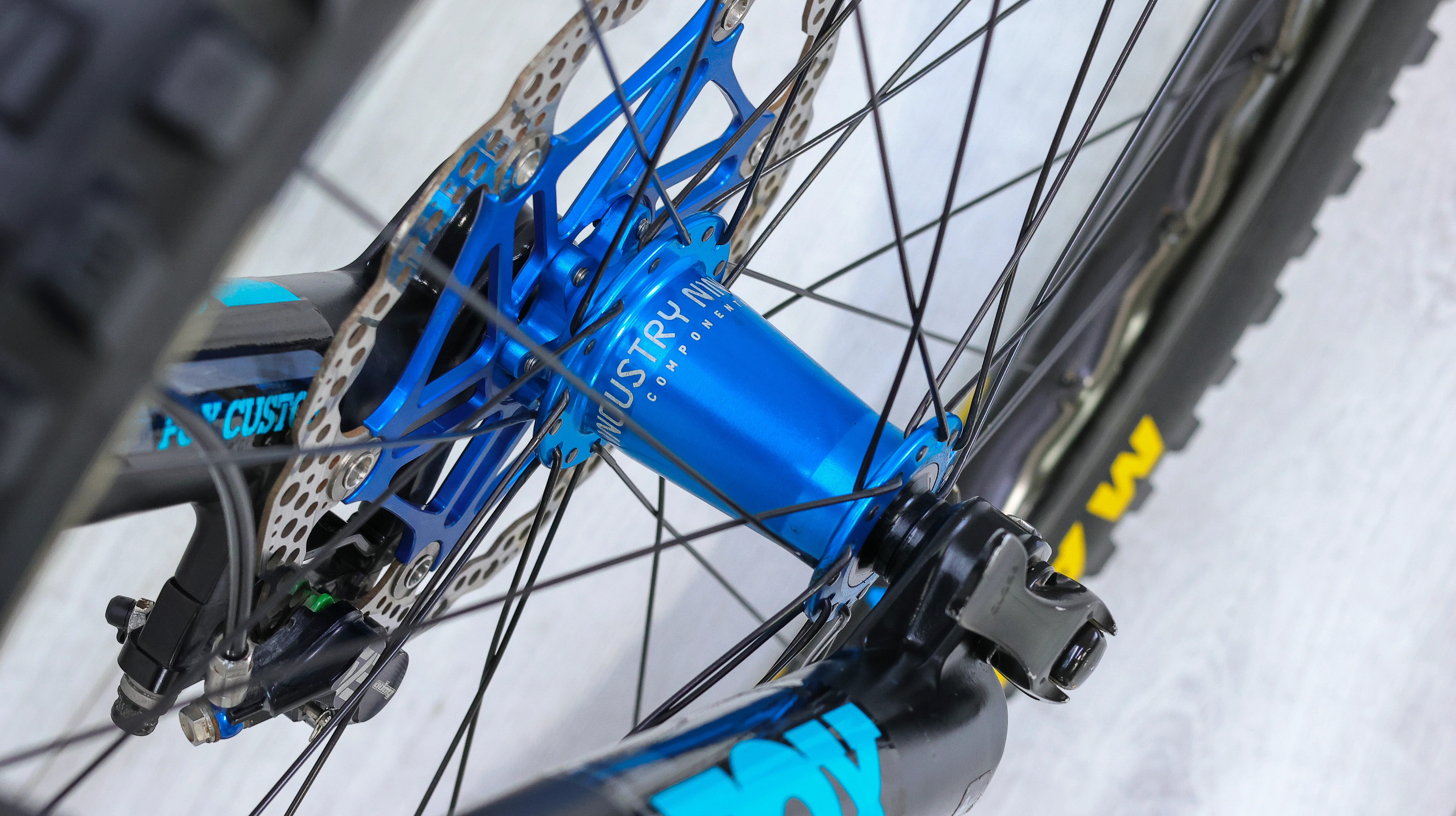 Yeti SB130 CLR X0 T-Type Mountain Bike - 2022, Medium - Image 20