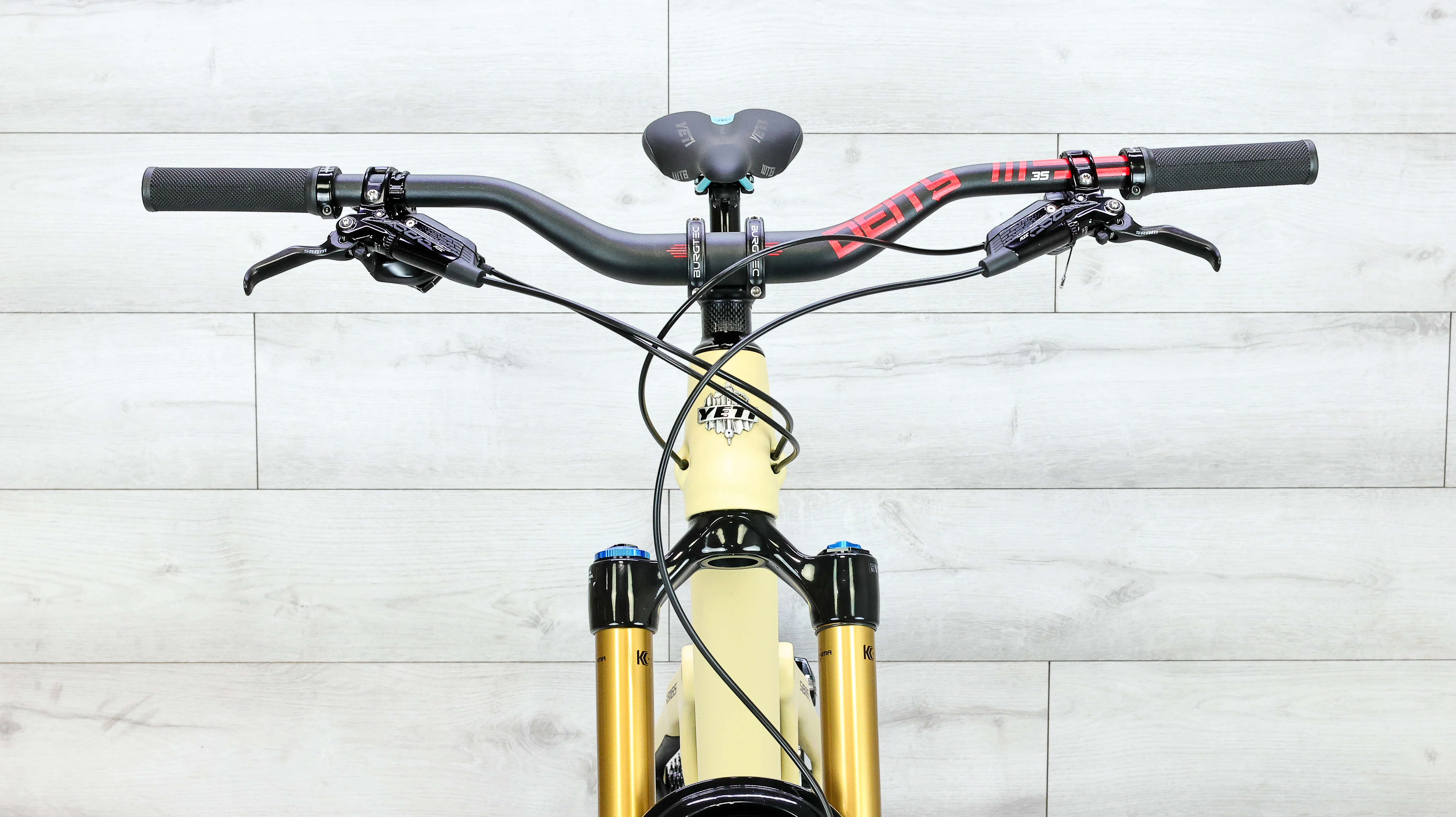 Yeti SB165 T2 Mountain Bike - 2022, Medium - Image 12