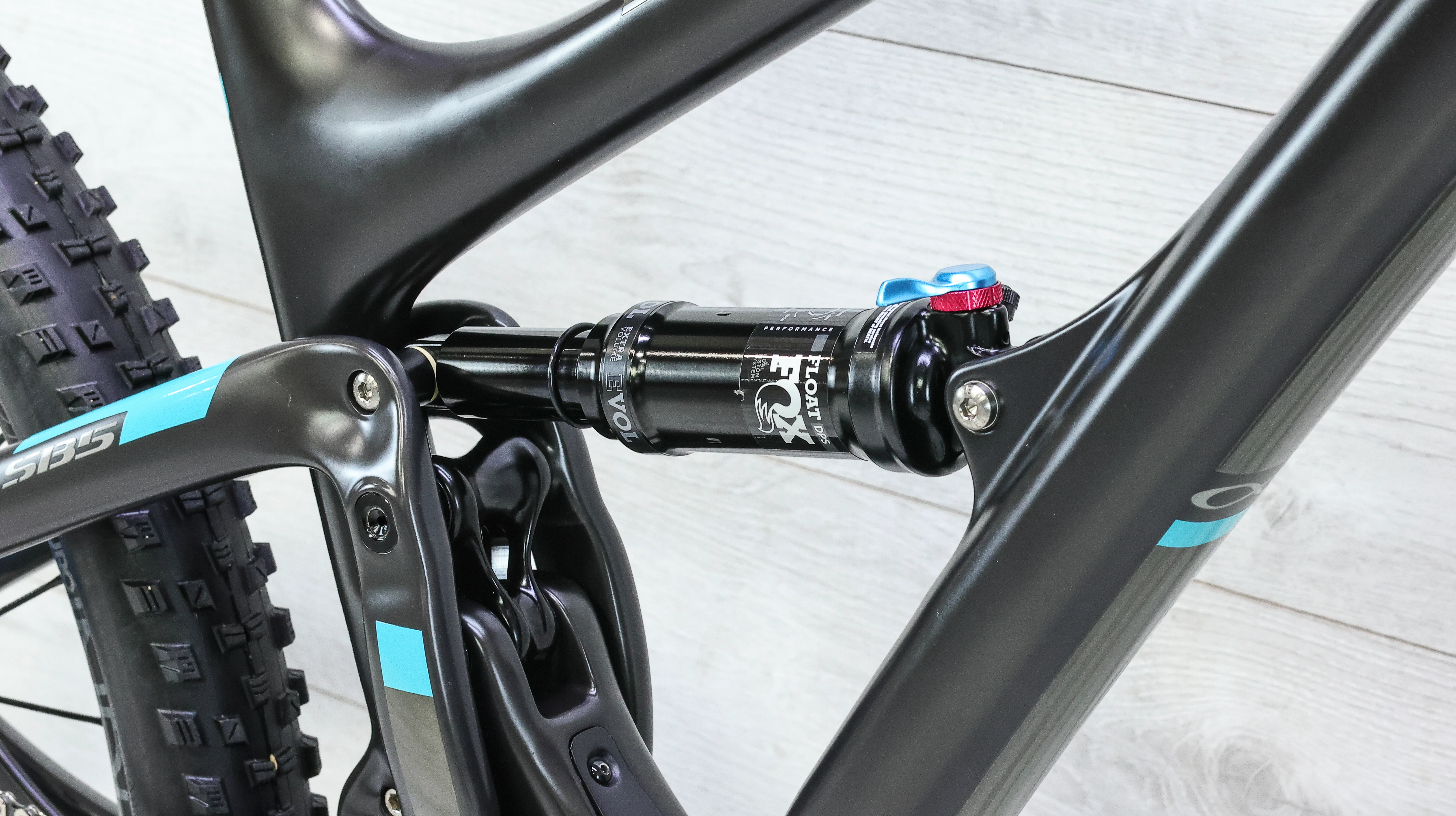Yeti SB5 Mountain Bike - 2018, Medium - Image 10