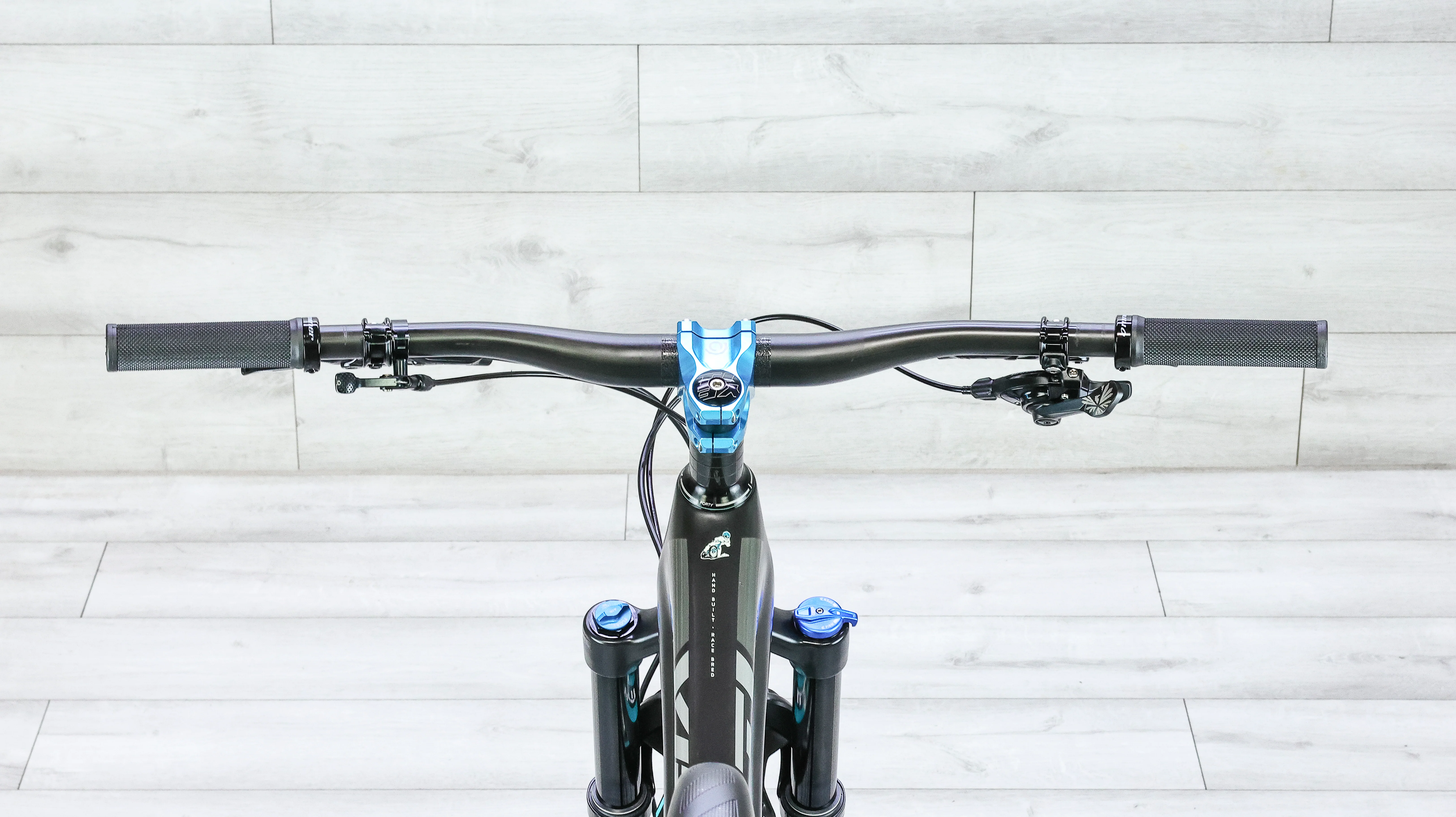 Yeti SB5 Mountain Bike - 2018, Medium - Image 13